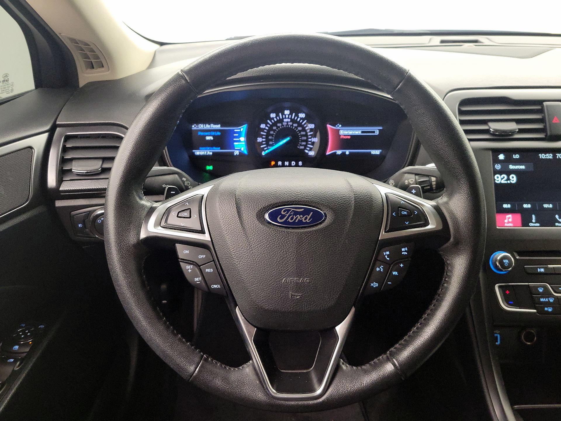 Thumbnail: 2018 Ford Fusion - 10