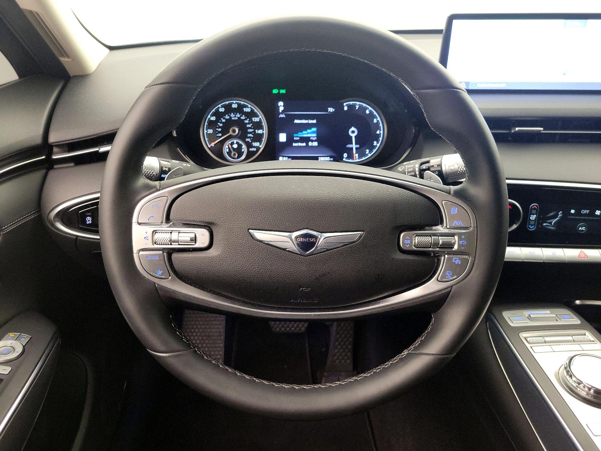 Thumbnail: 2022 Genesis GV70 - 10