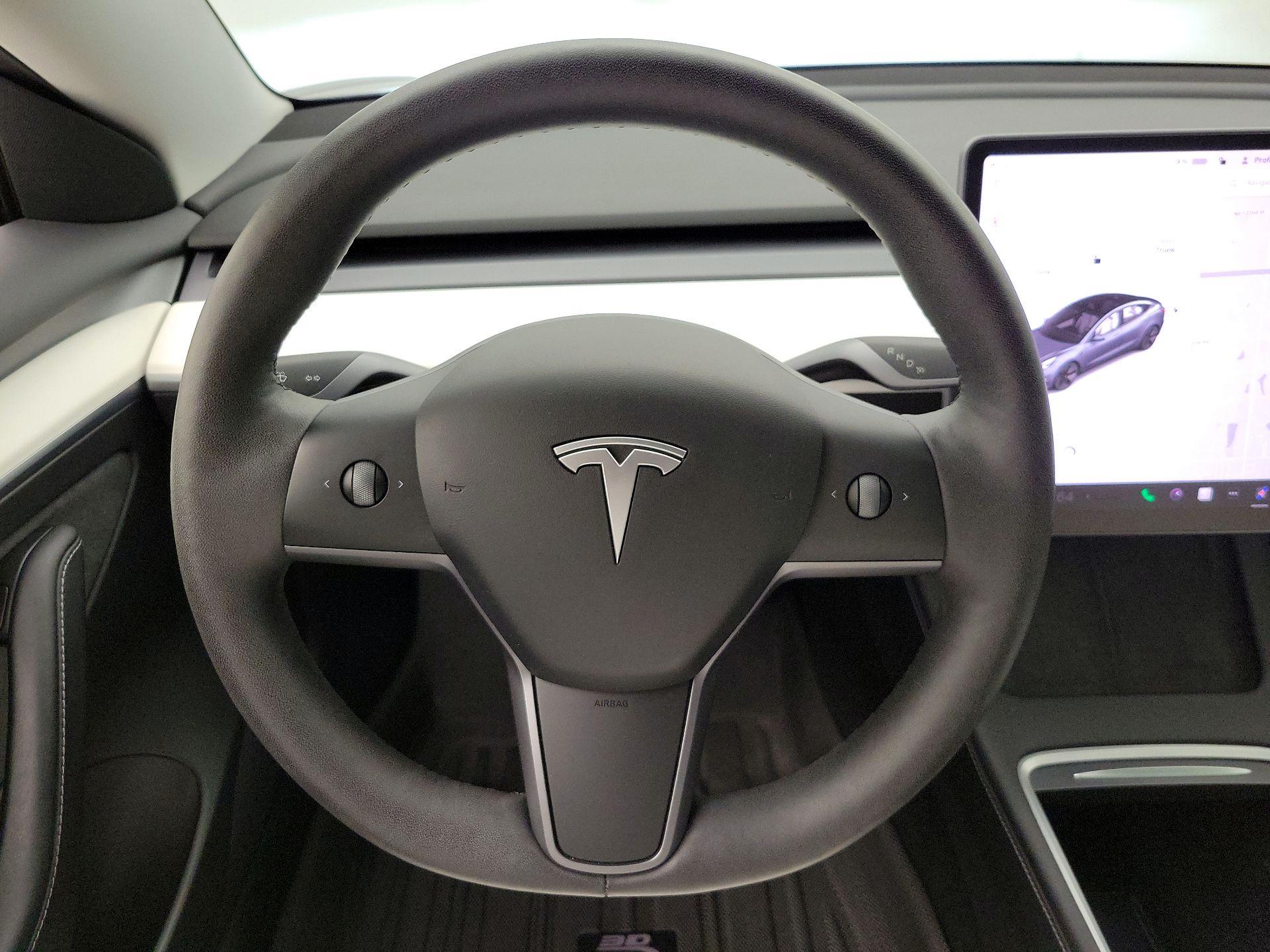 Thumbnail: 2021 Tesla Model 3 - 10