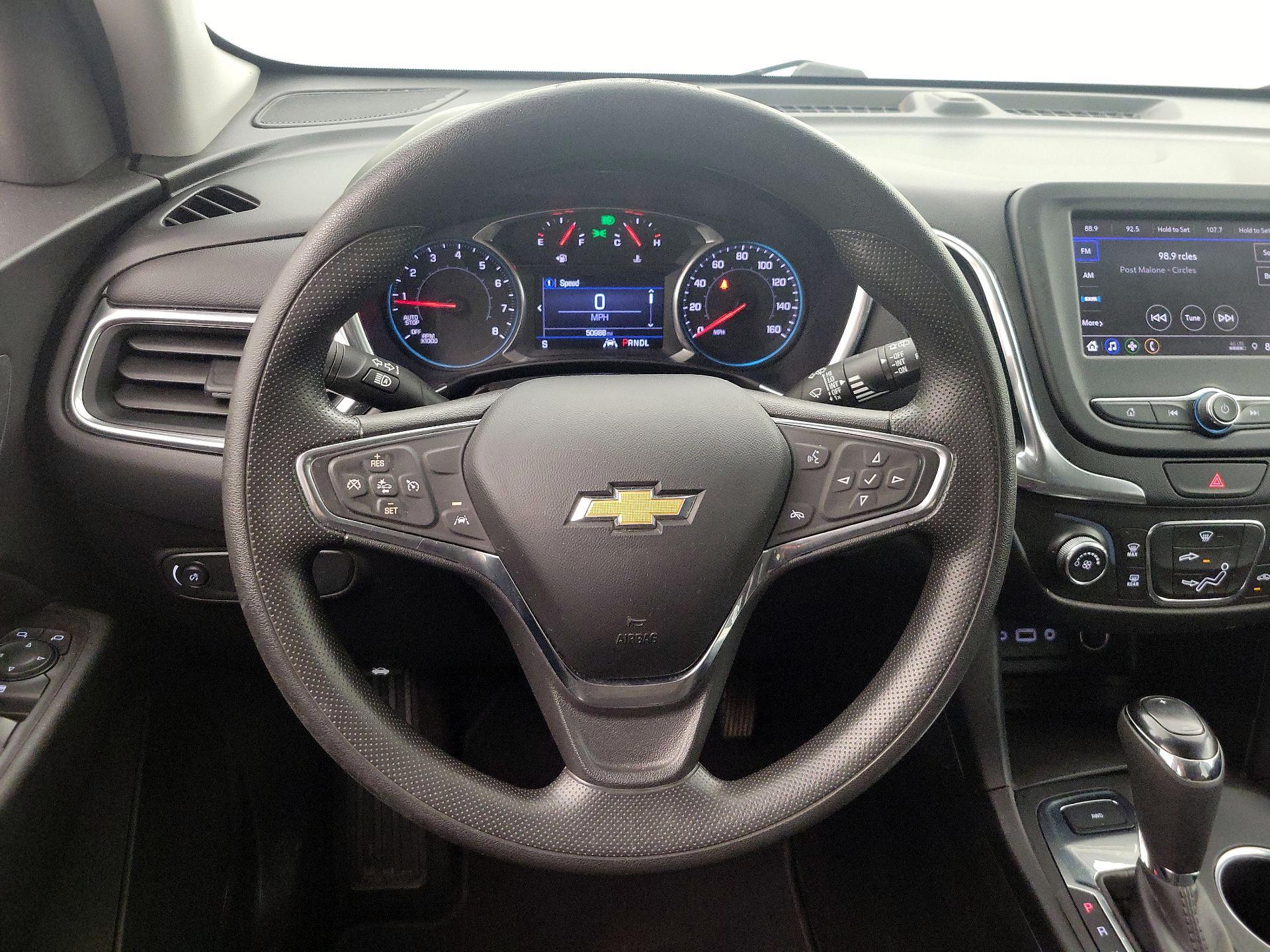 Thumbnail: 2021 Chevrolet Equinox - 10