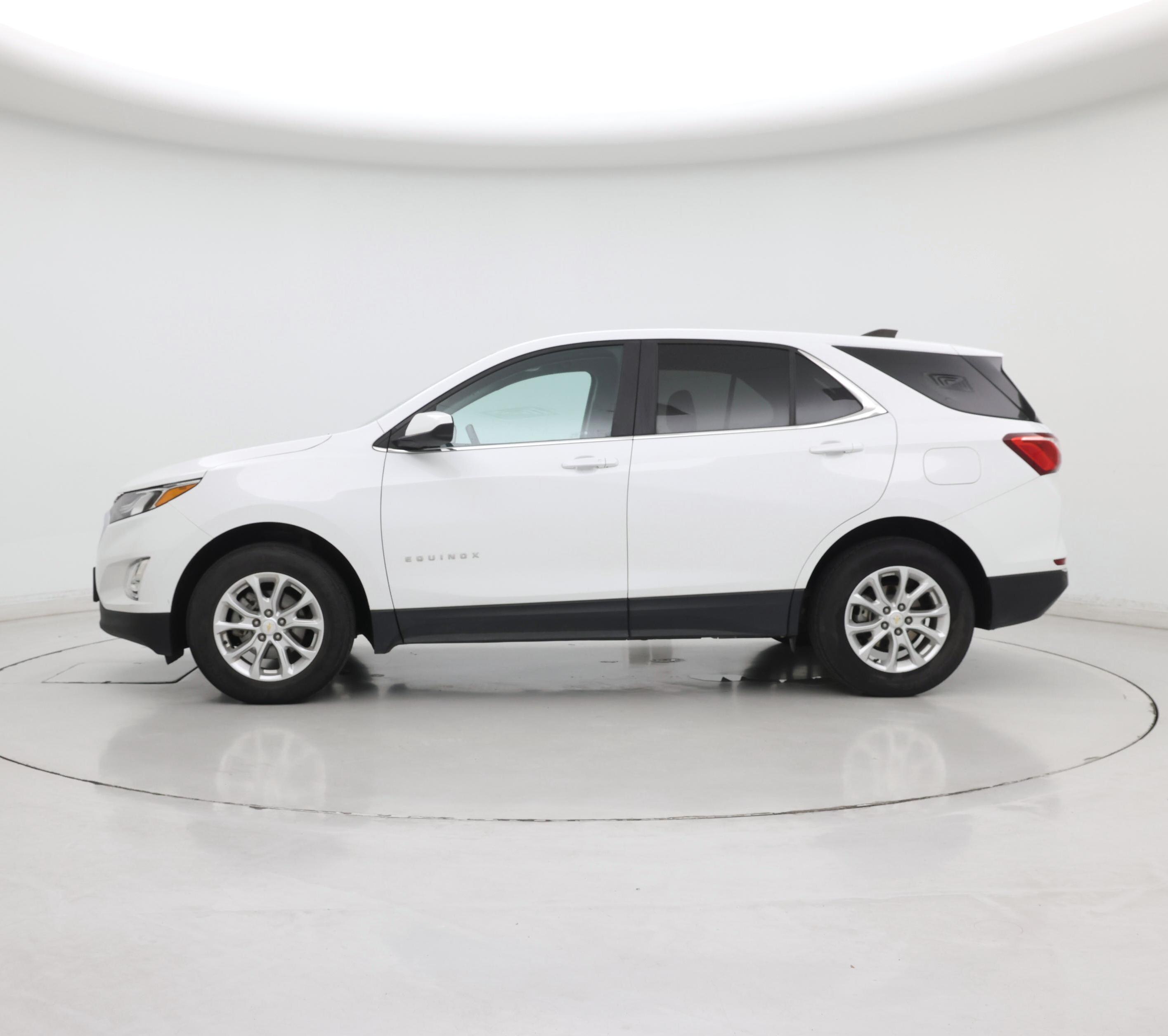 Thumbnail: 2021 Chevrolet Equinox - 3