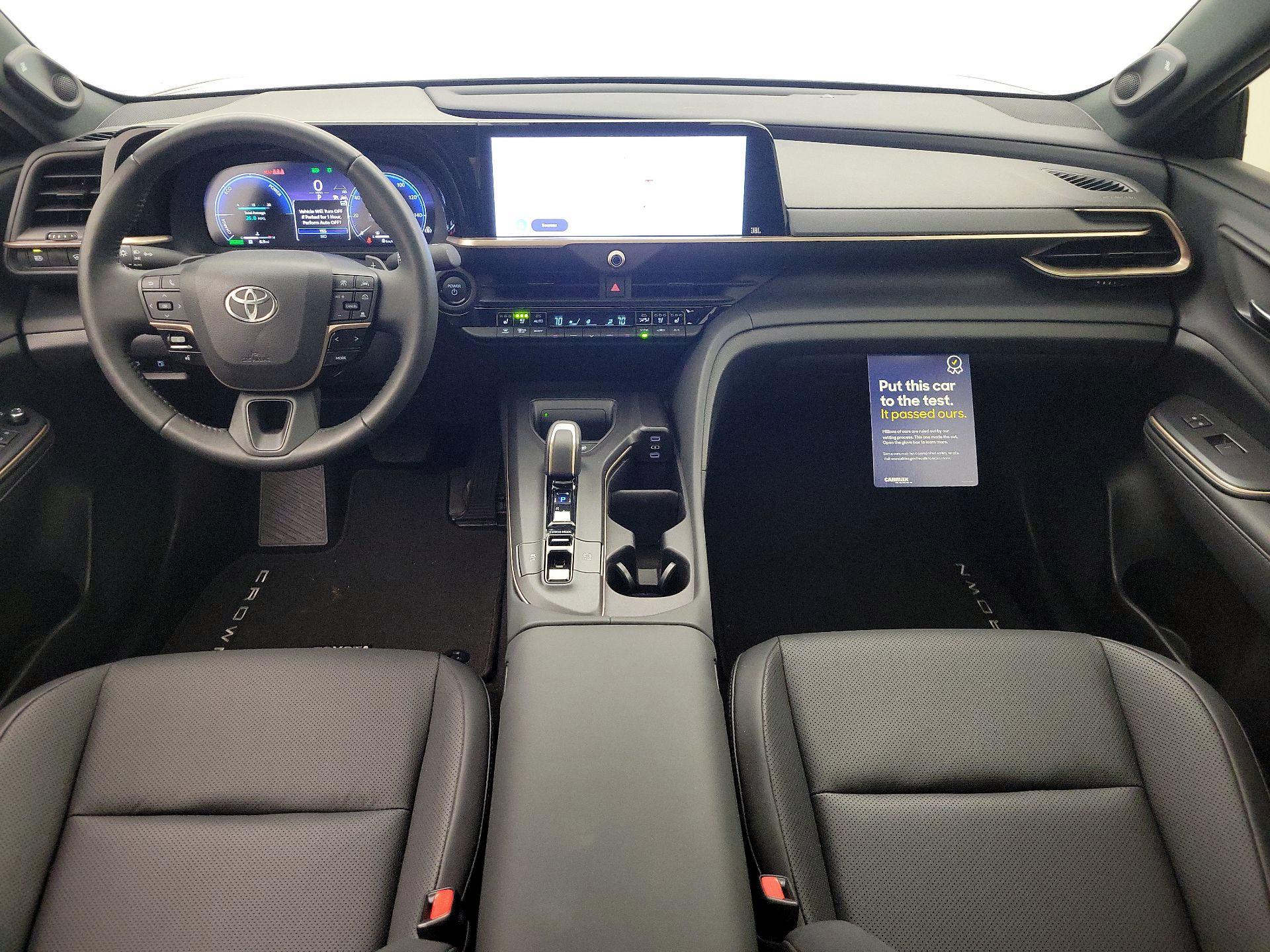 Thumbnail: 2023 Toyota Crown - 9