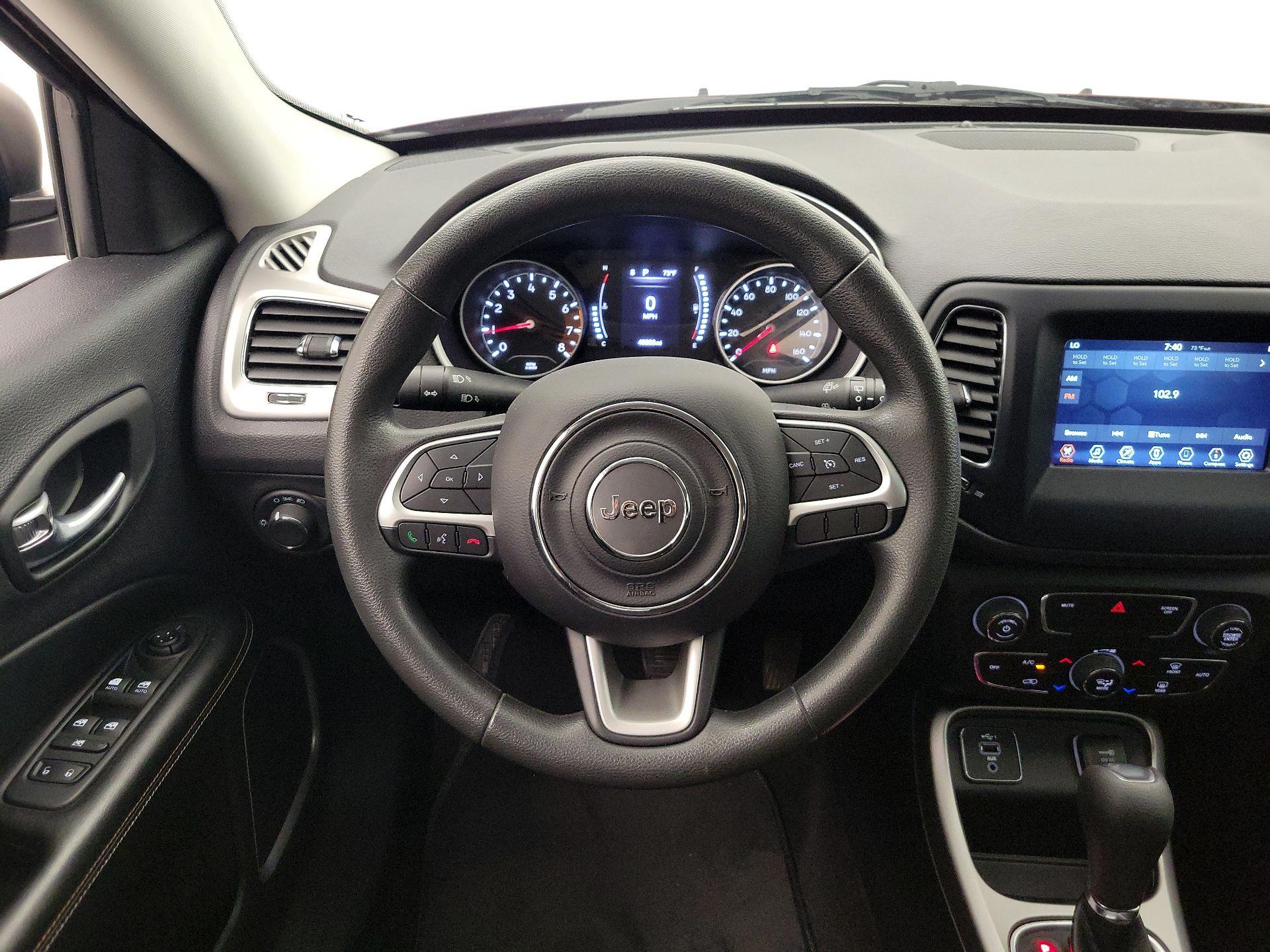 Thumbnail: 2021 Jeep Compass - 10