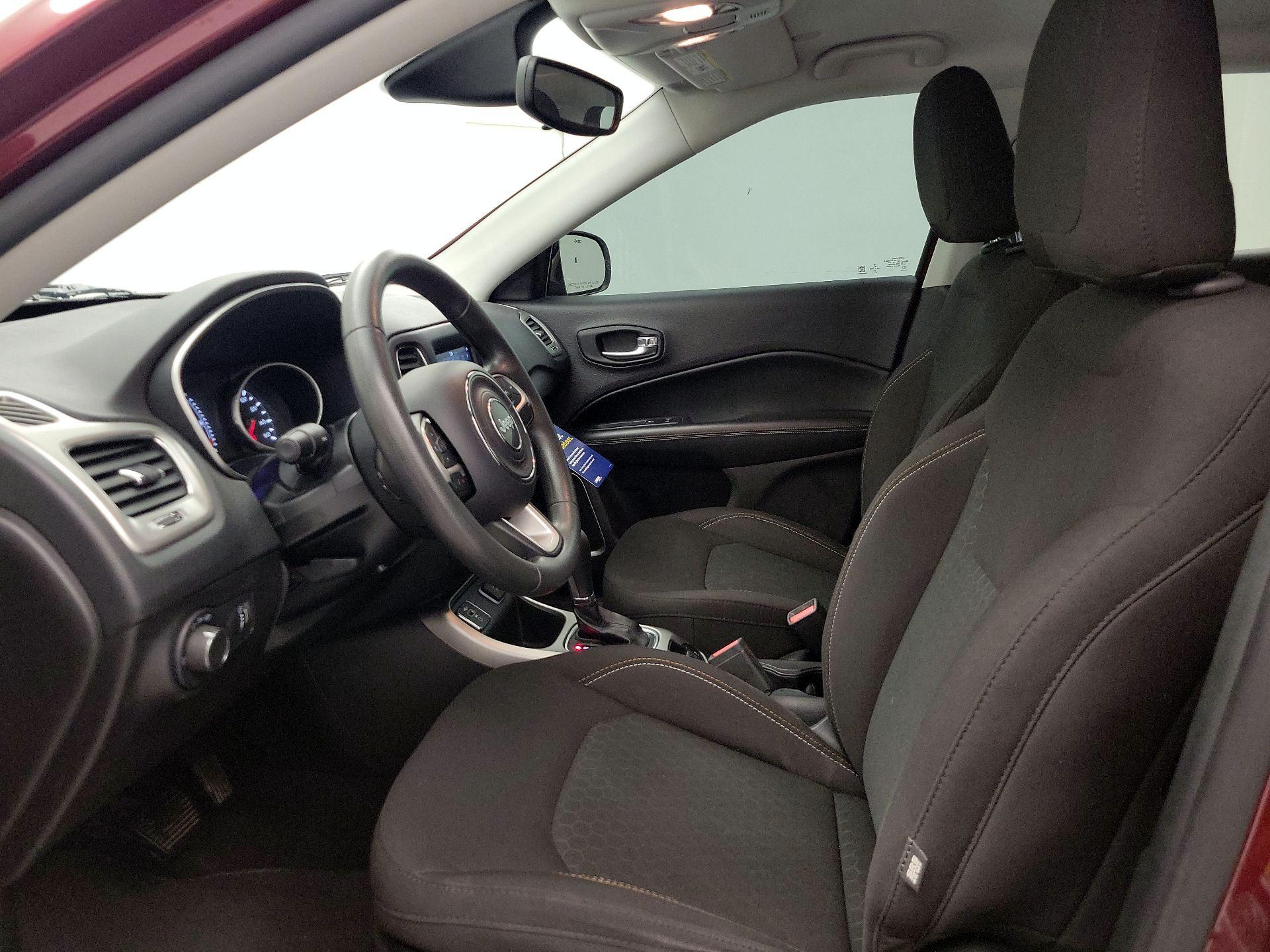 Thumbnail: 2021 Jeep Compass - 11