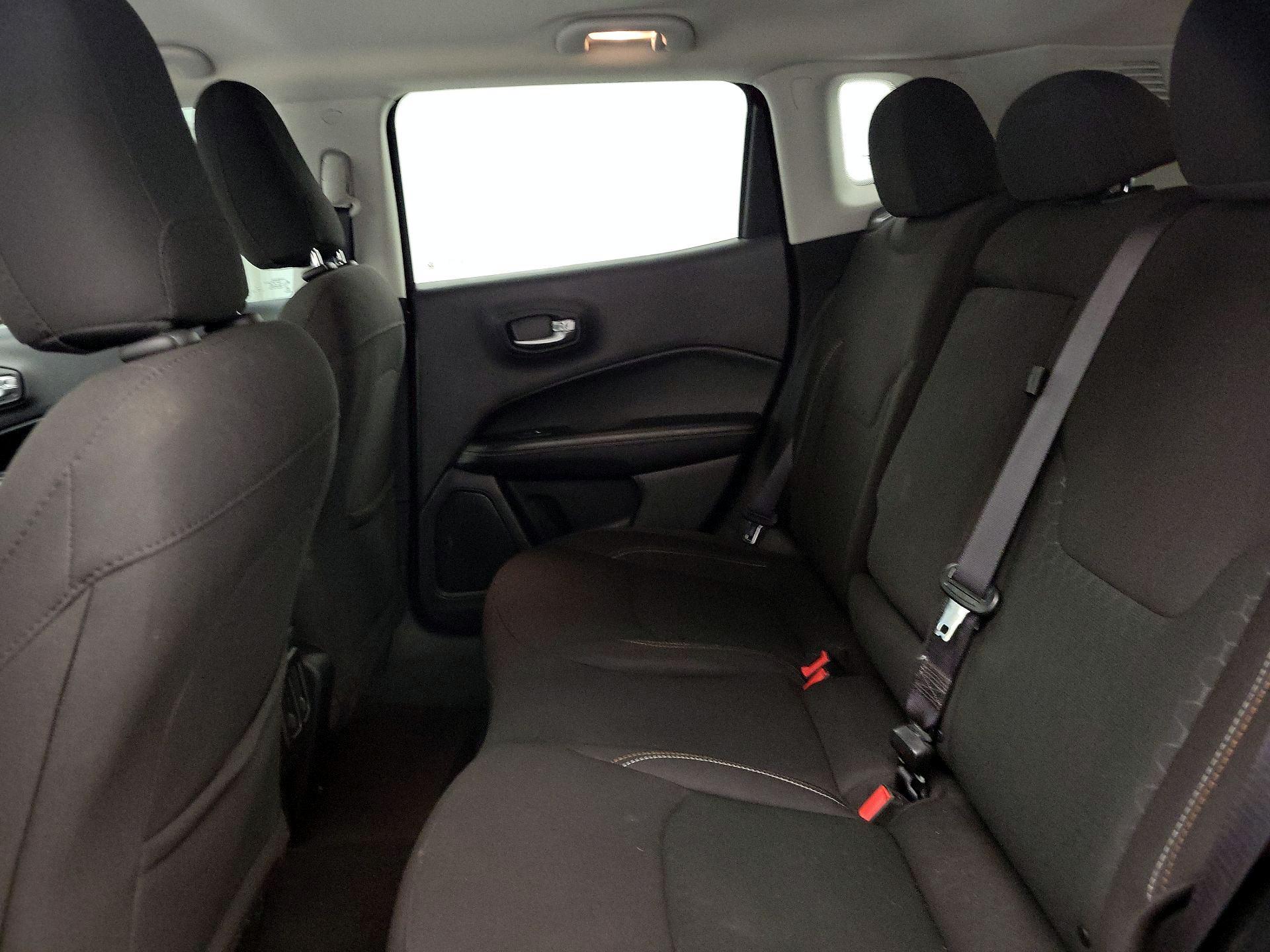 Thumbnail: 2021 Jeep Compass - 19