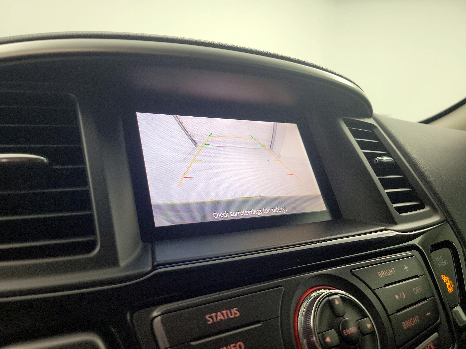 Thumbnail: 2015 Nissan Pathfinder - 14