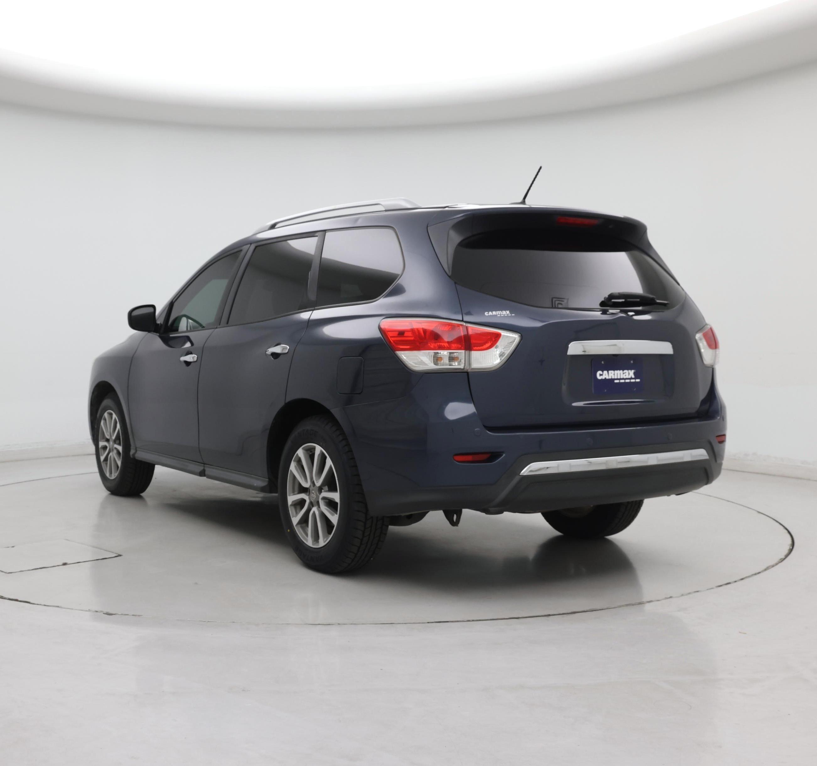 Thumbnail: 2015 Nissan Pathfinder - 2