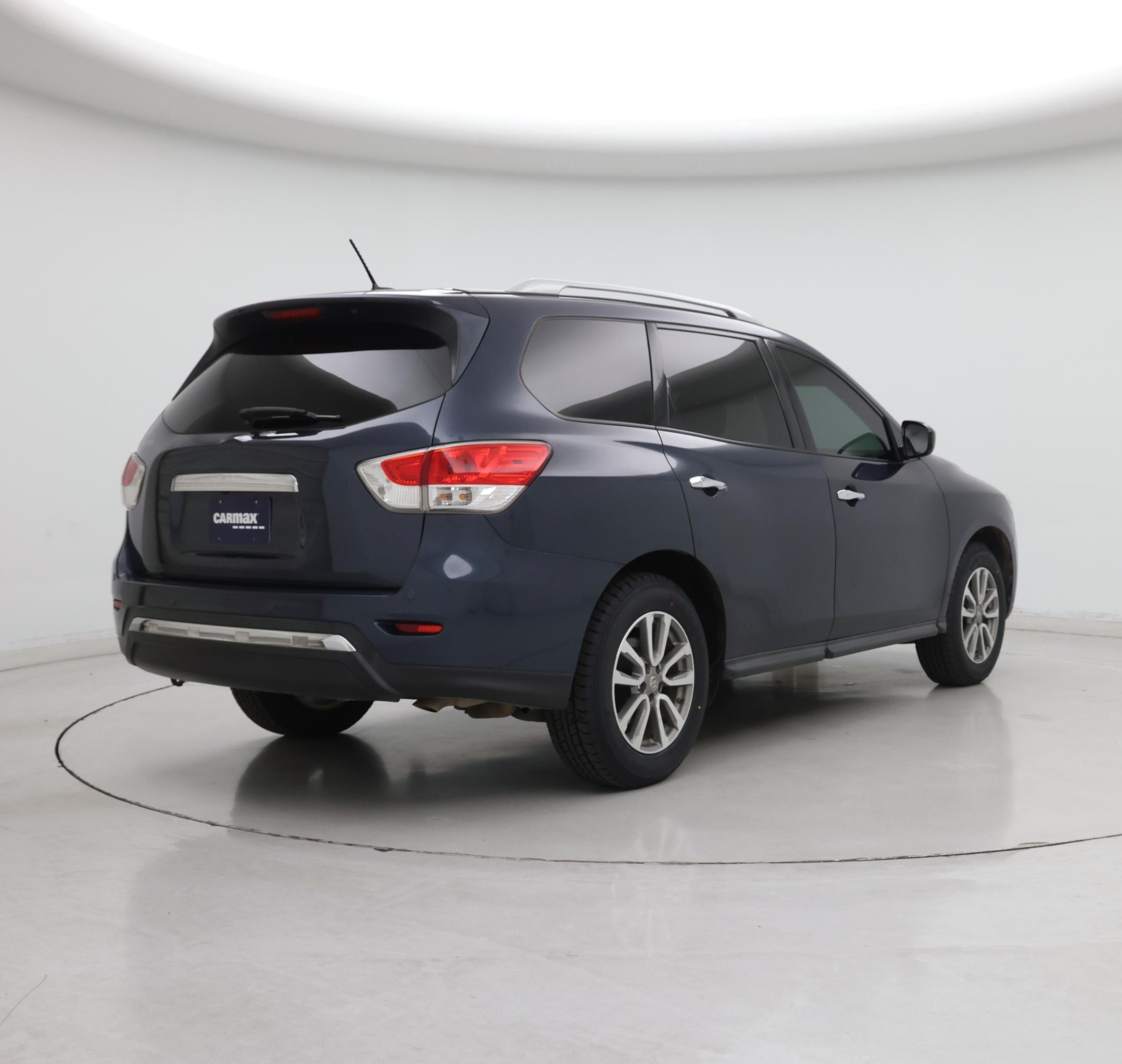 Thumbnail: 2015 Nissan Pathfinder - 8