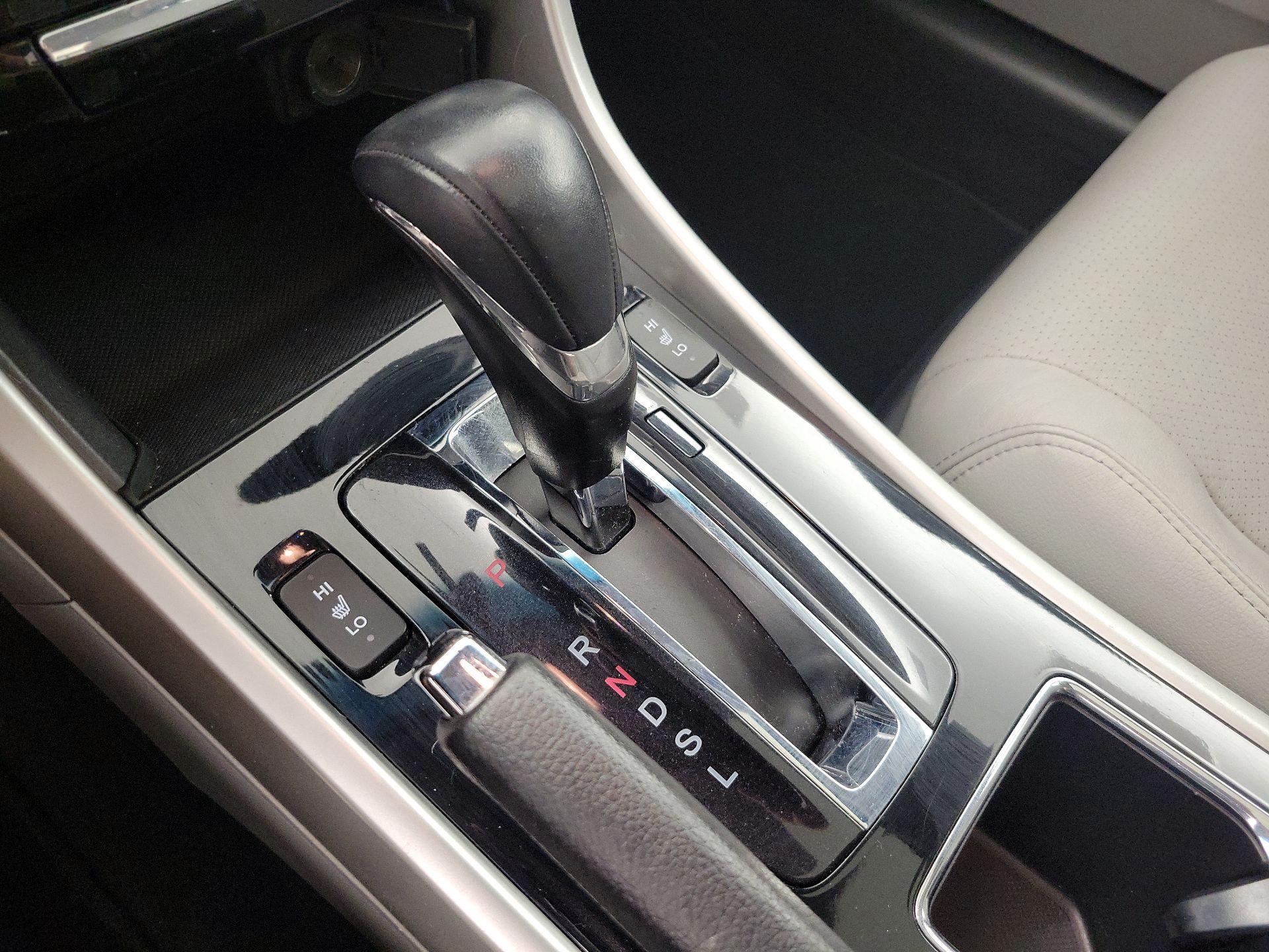 Thumbnail: 2017 Honda Accord - 17