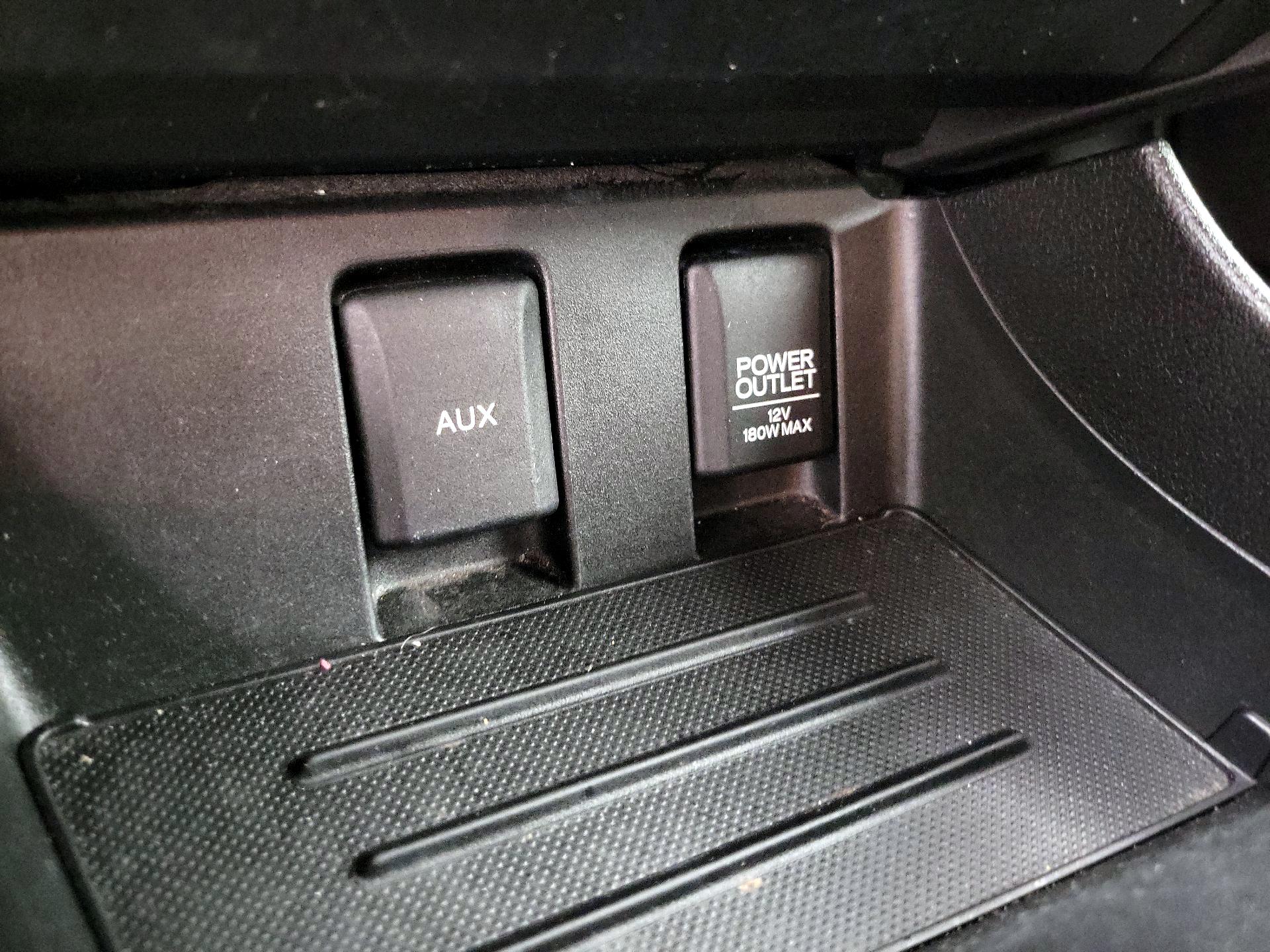 Thumbnail: 2015 Honda Civic - 18