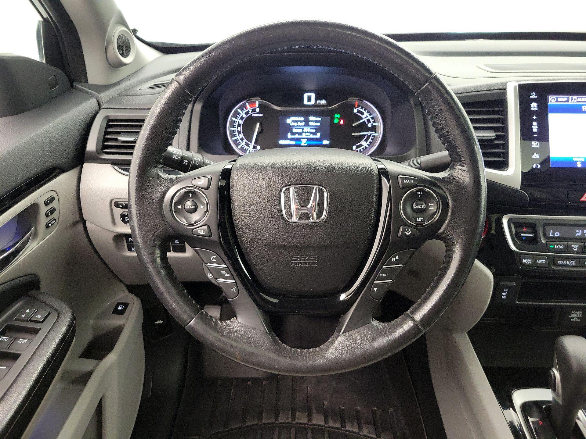 Thumbnail: 2017 Honda Ridgeline - 10