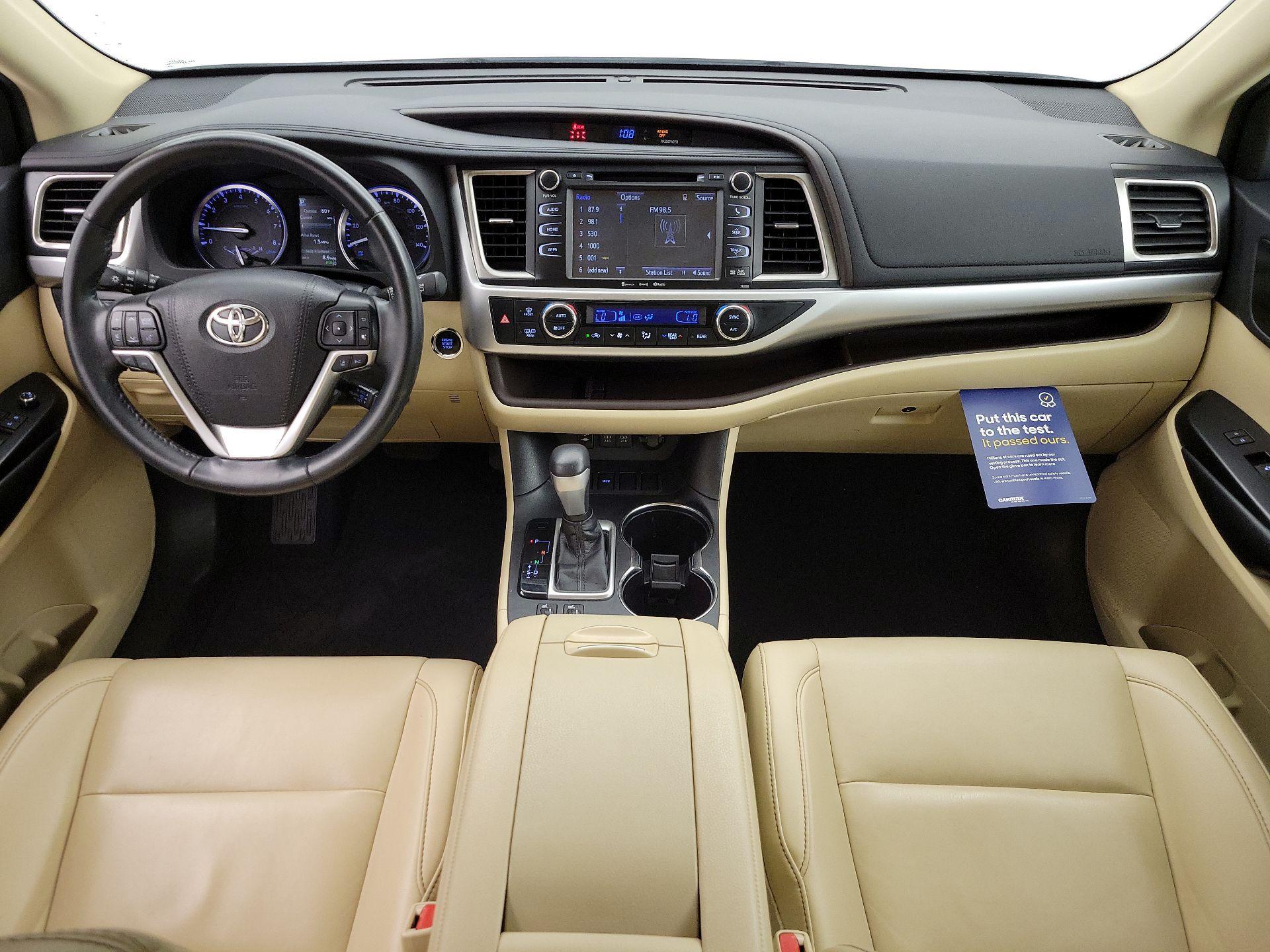Thumbnail: 2019 Toyota Highlander - 9
