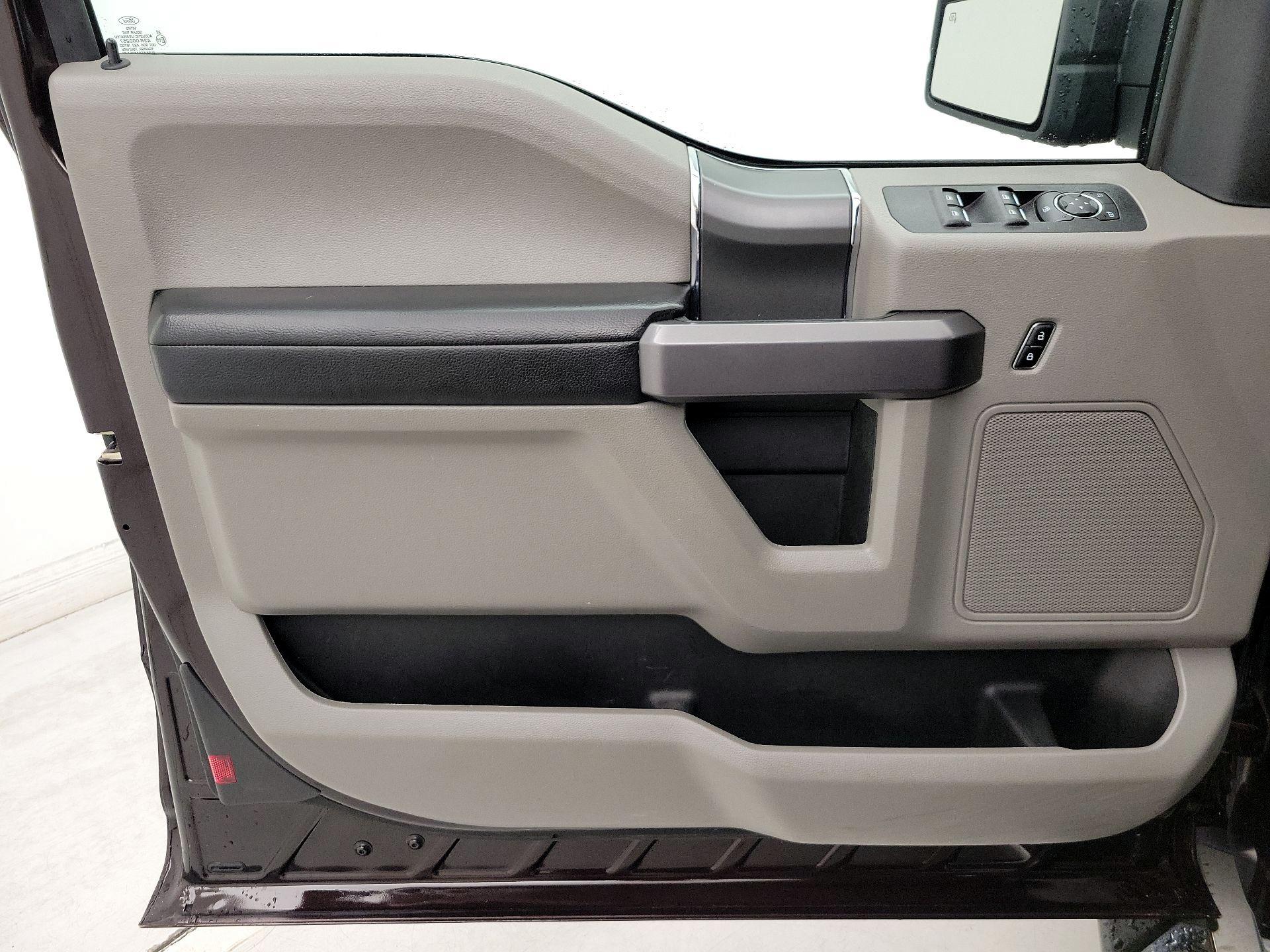 Thumbnail: 2019 Ford F-150 - 12