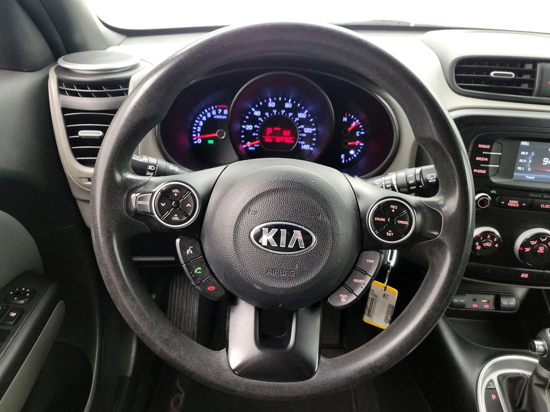 Thumbnail: 2016 Kia Soul - 10