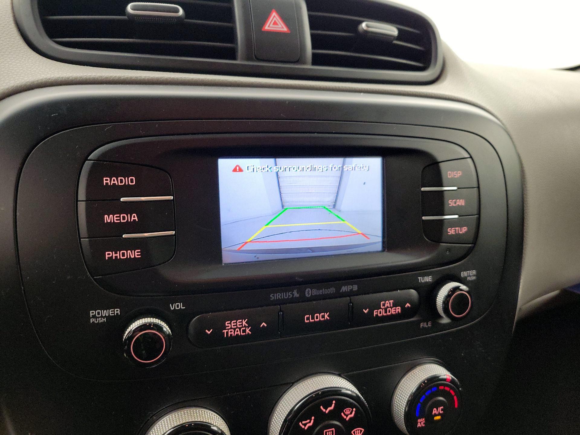 Thumbnail: 2016 Kia Soul - 14