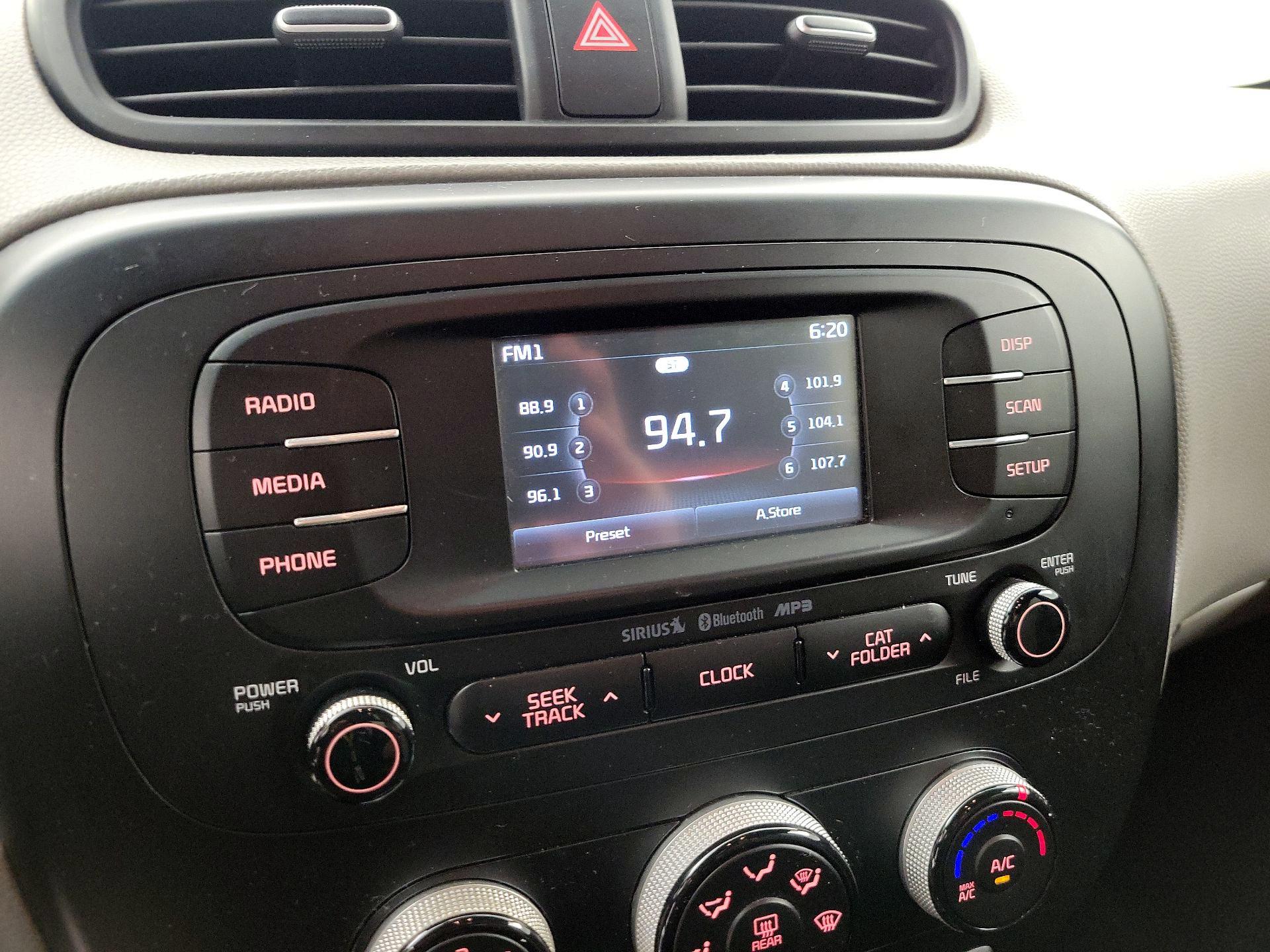 Thumbnail: 2016 Kia Soul - 15