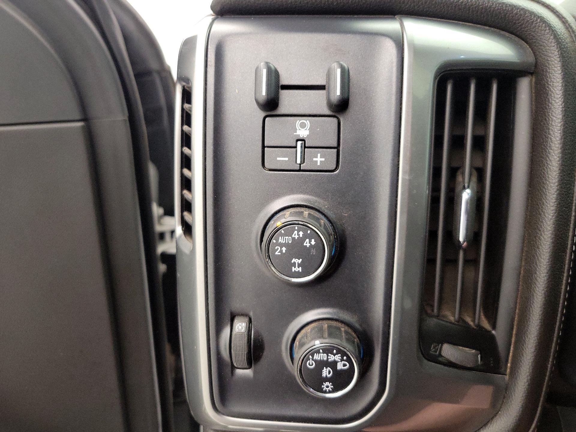 Thumbnail: 2014 Chevrolet Silverado 1500 - 13