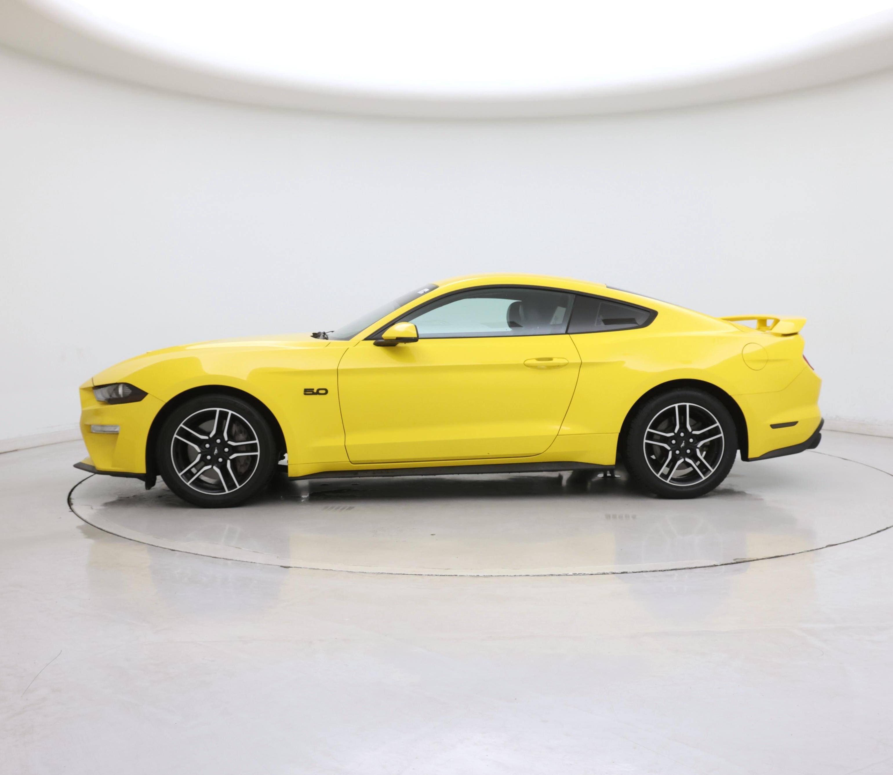 Thumbnail: 2018 Ford Mustang - 3