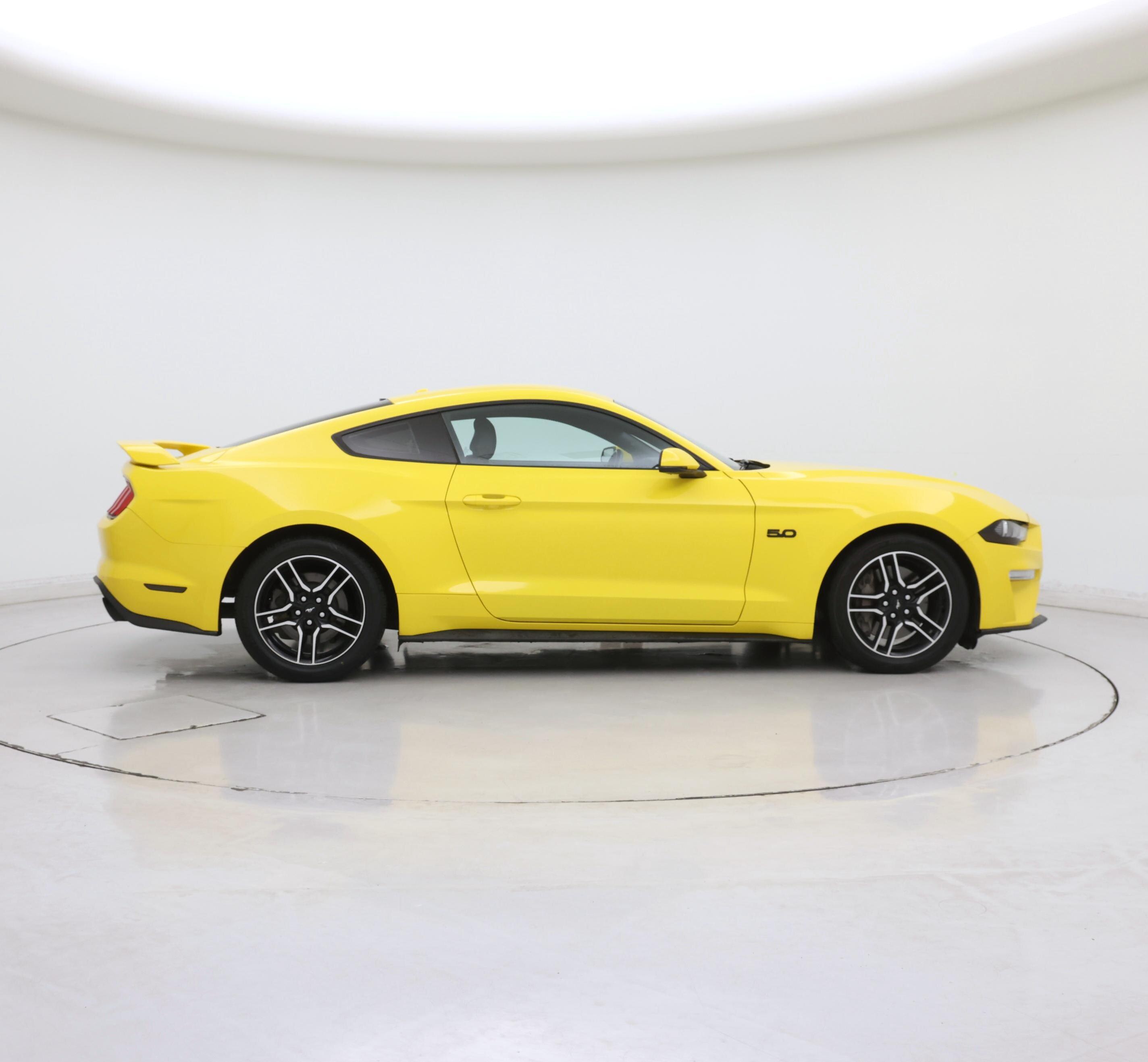 Thumbnail: 2018 Ford Mustang - 7