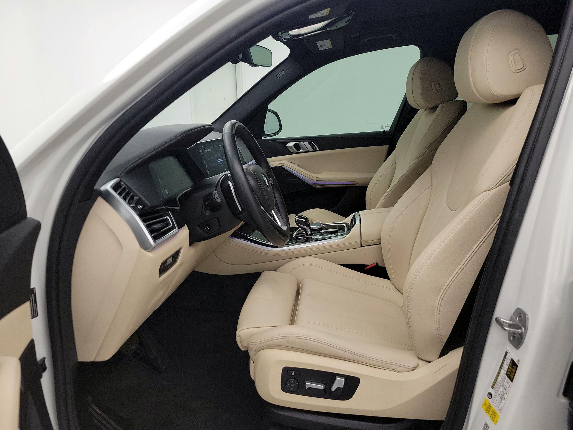 Thumbnail: 2021 BMW X5 - 11