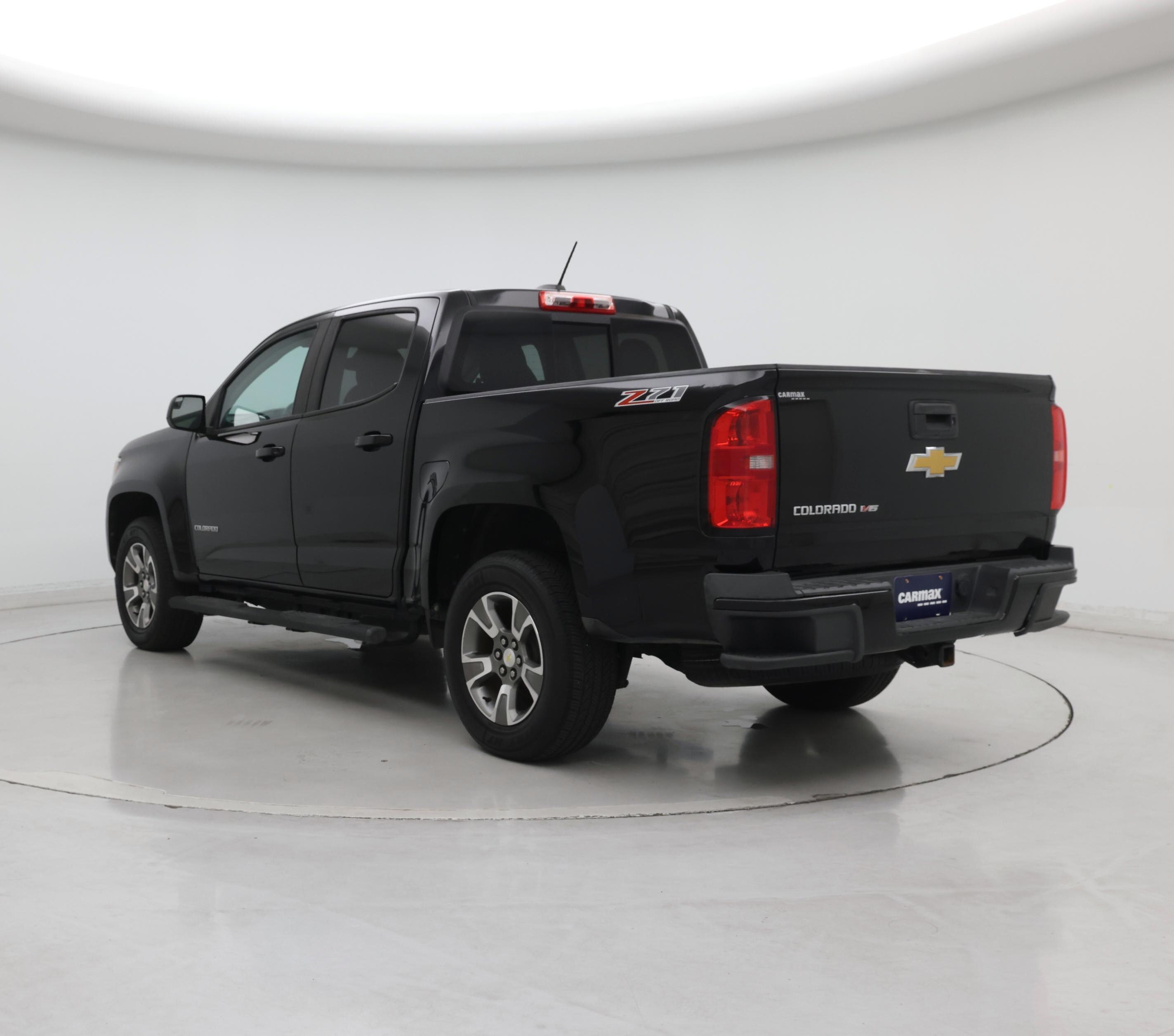 Thumbnail: 2018 Chevrolet Colorado - 2
