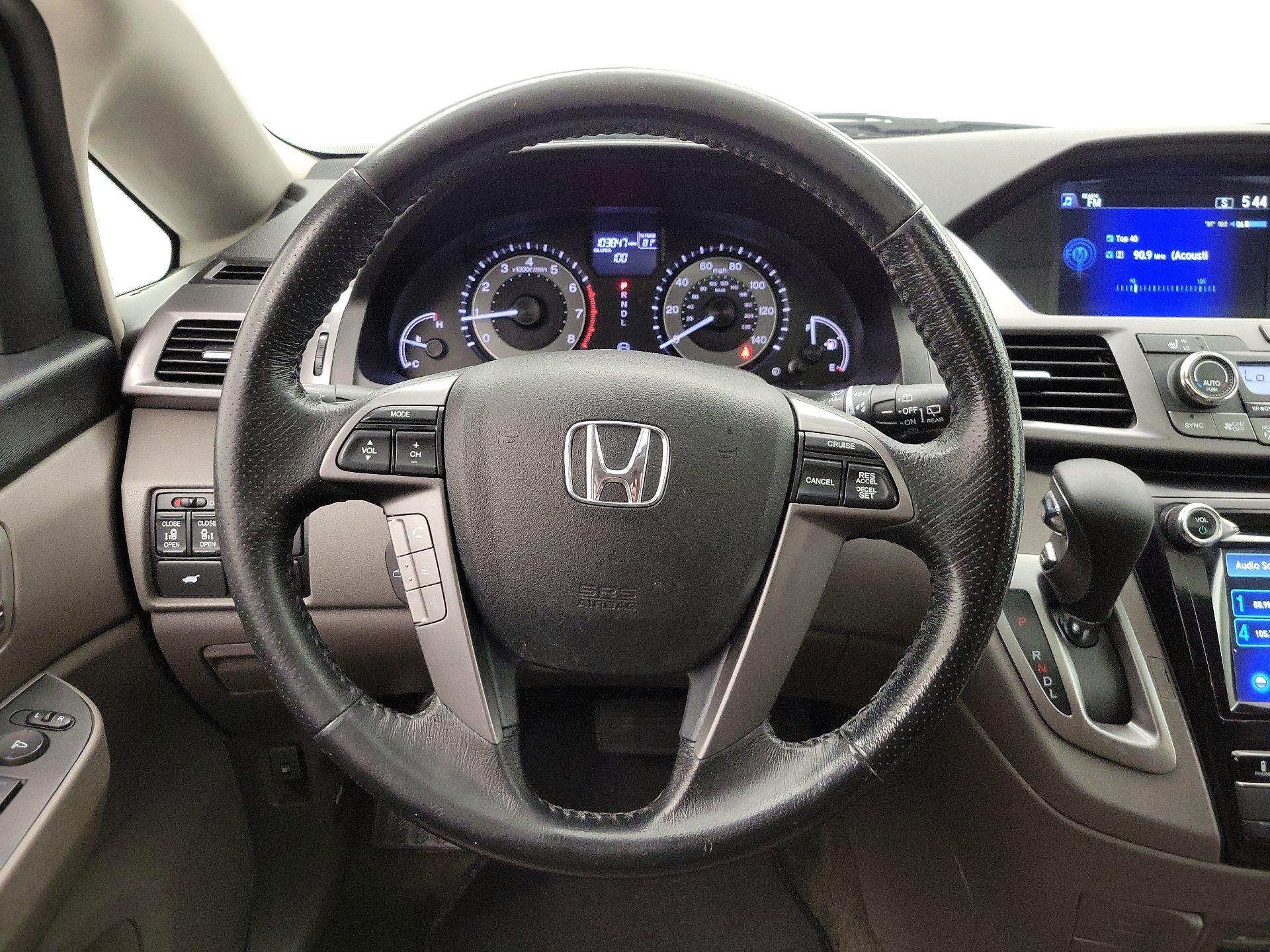 Thumbnail: 2014 Honda Odyssey - 10