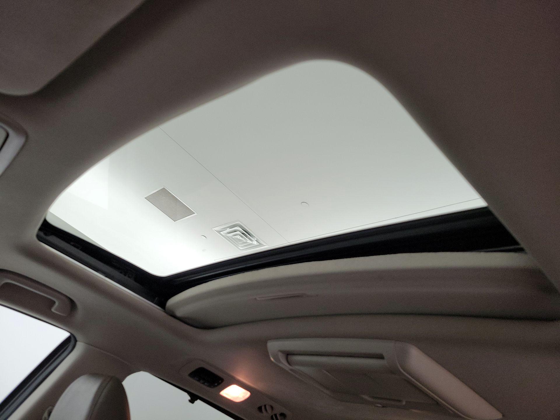 Thumbnail: 2014 Honda Odyssey - 19