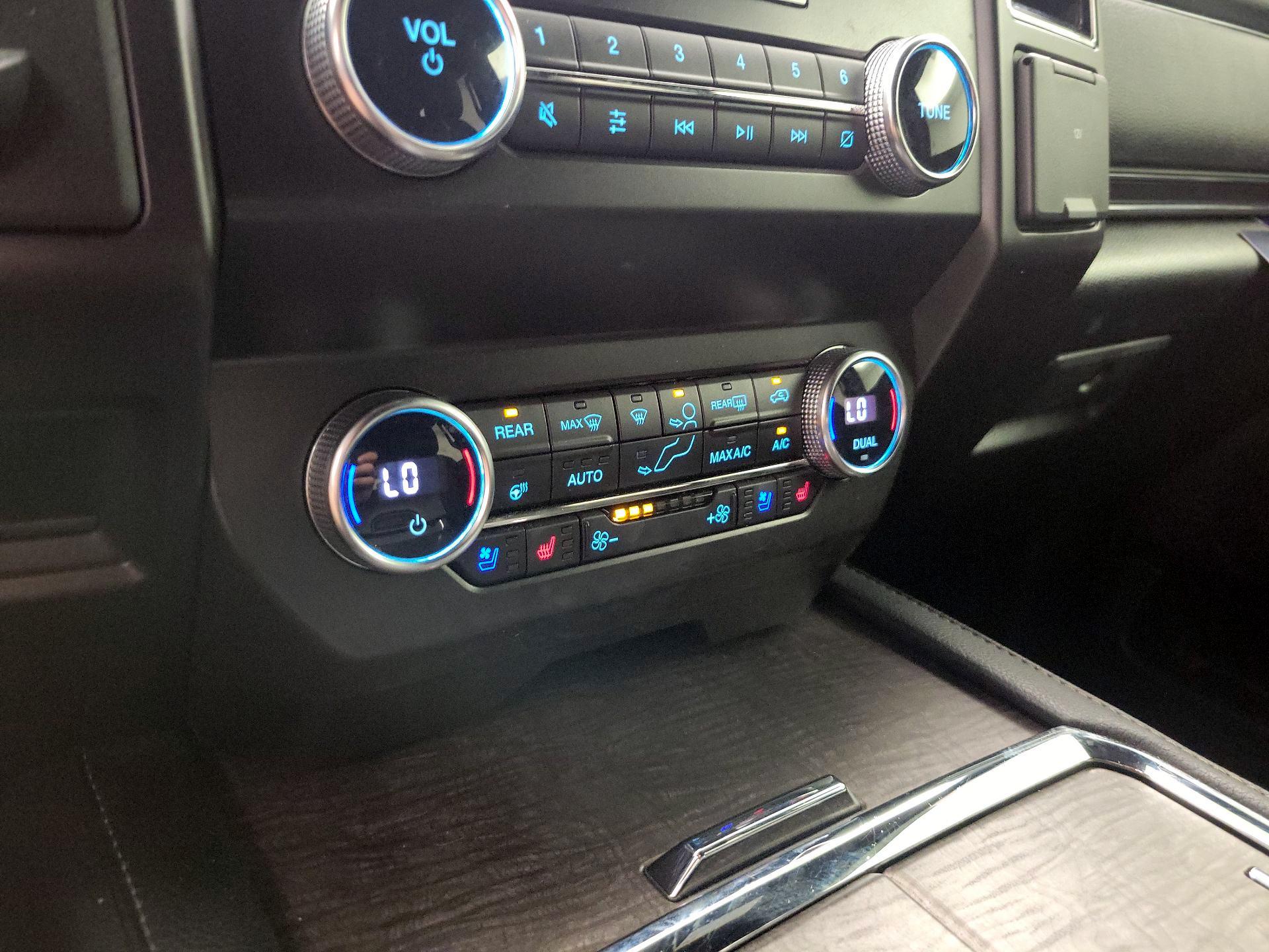 Thumbnail: 2021 Ford Expedition - 17