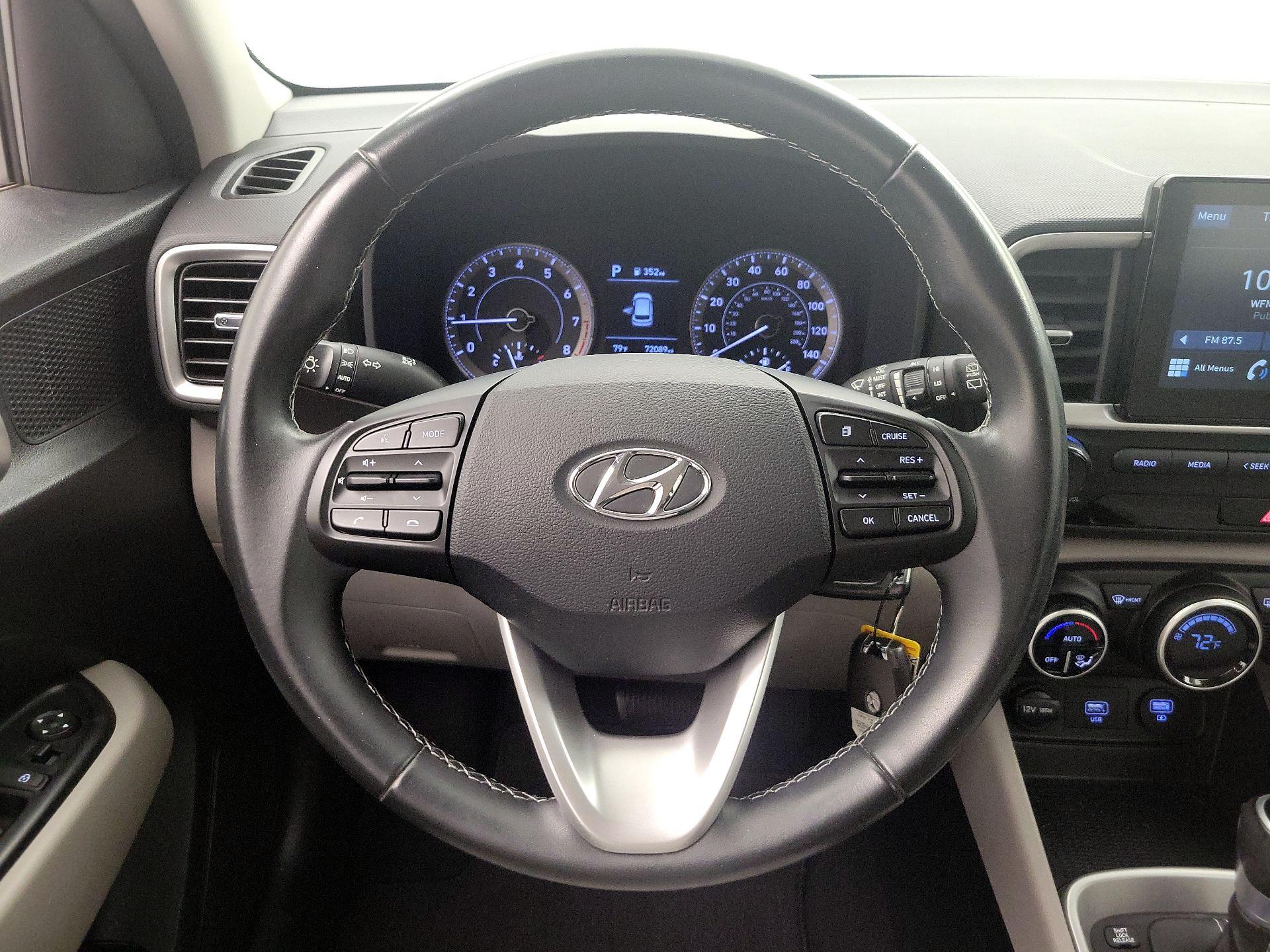 Thumbnail: 2021 Hyundai Venue - 10
