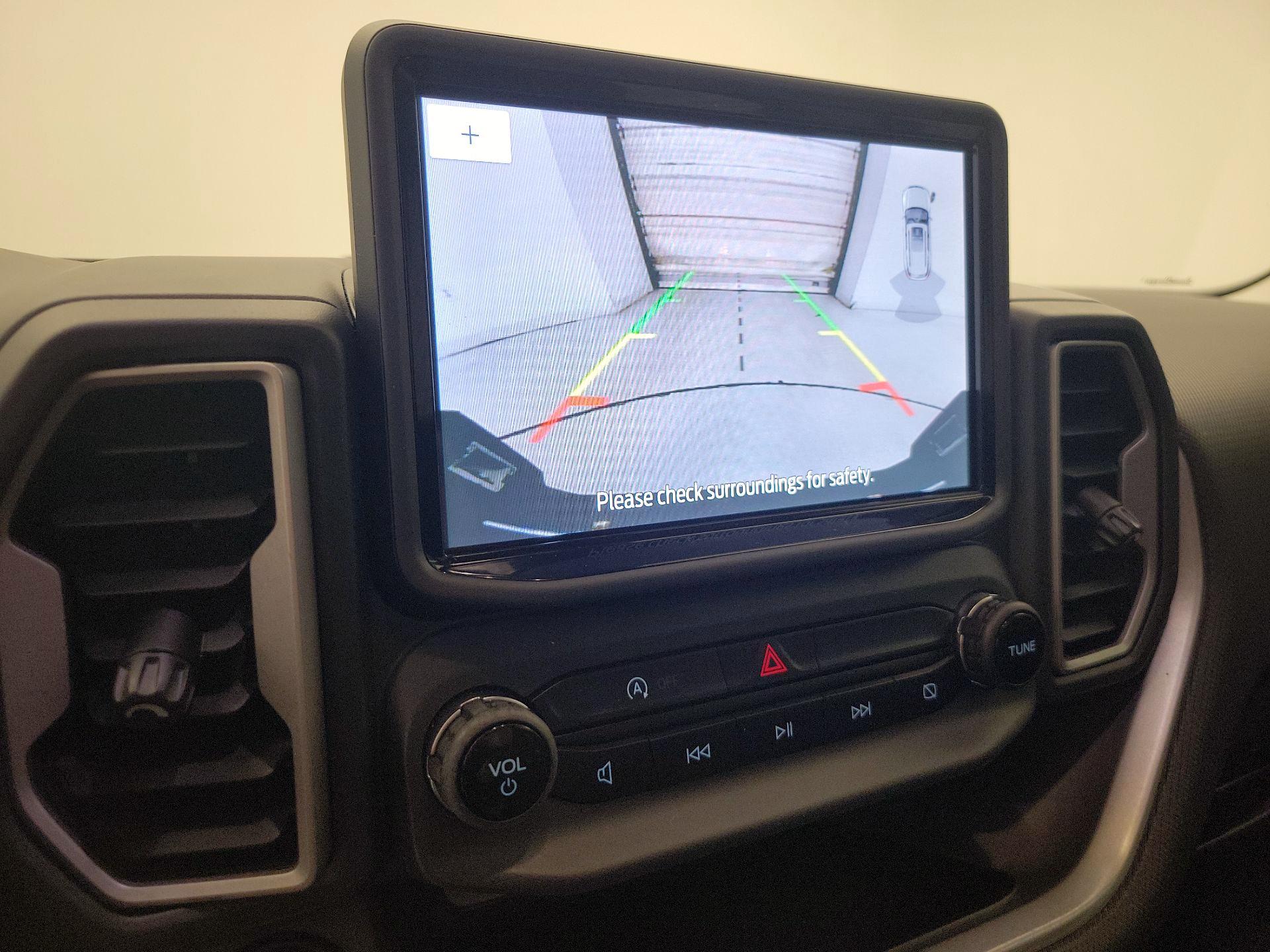 Thumbnail: 2022 Ford Bronco Sport - 14