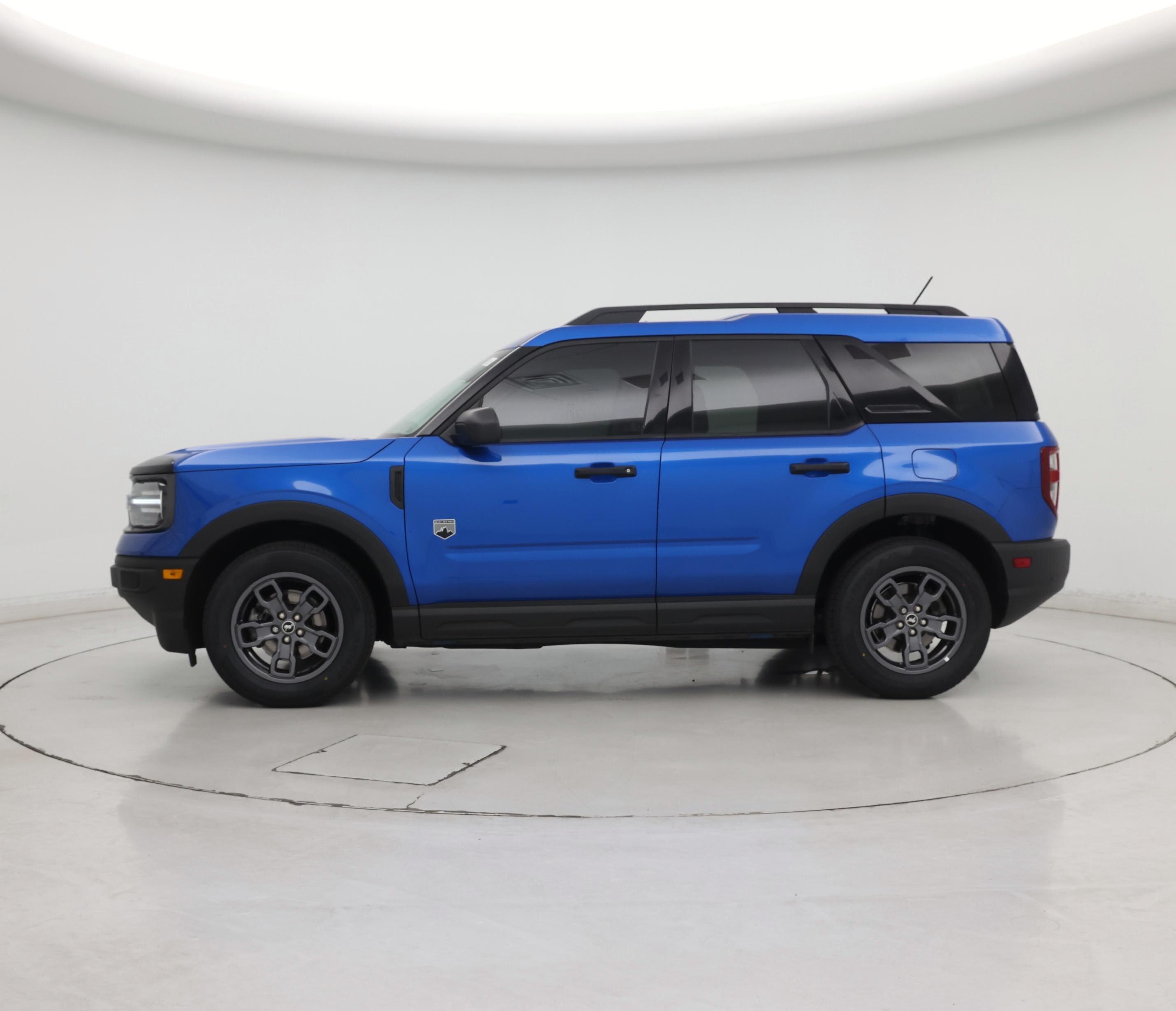 Thumbnail: 2022 Ford Bronco Sport - 3