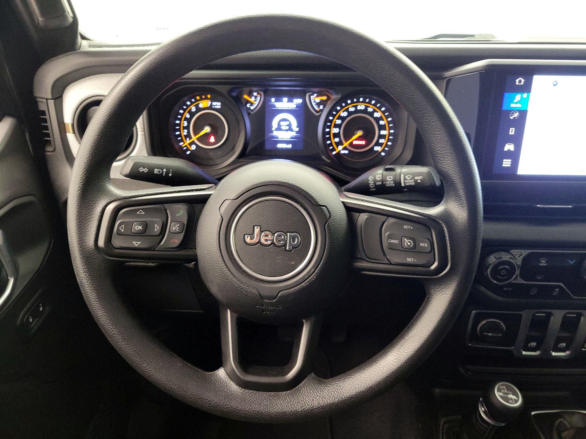Thumbnail: 2025 Jeep Wrangler - 10