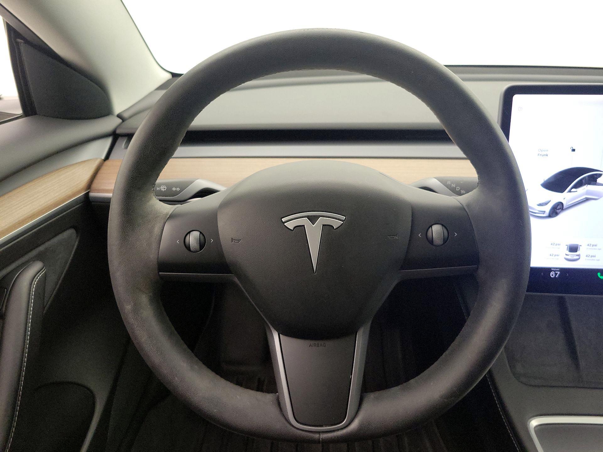 Thumbnail: 2021 Tesla Model 3 - 10