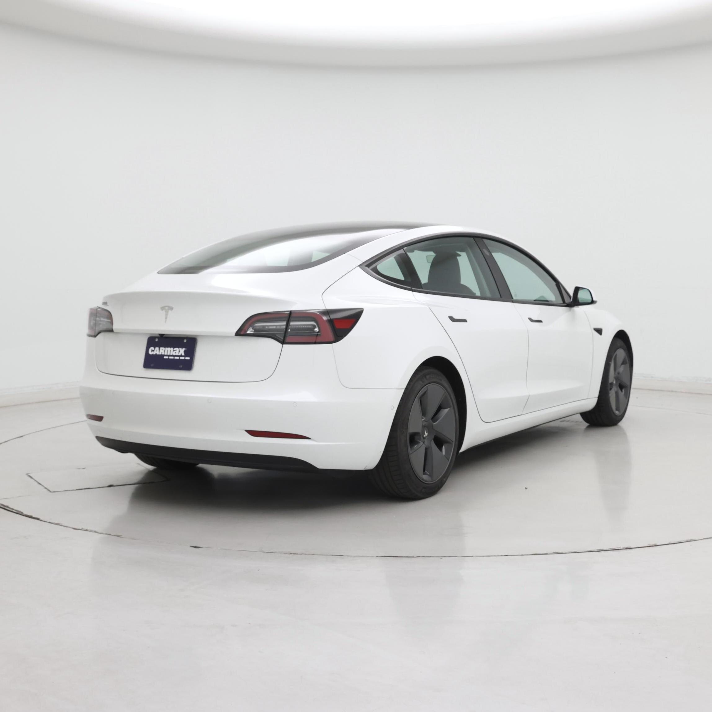 Thumbnail: 2021 Tesla Model 3 - 8