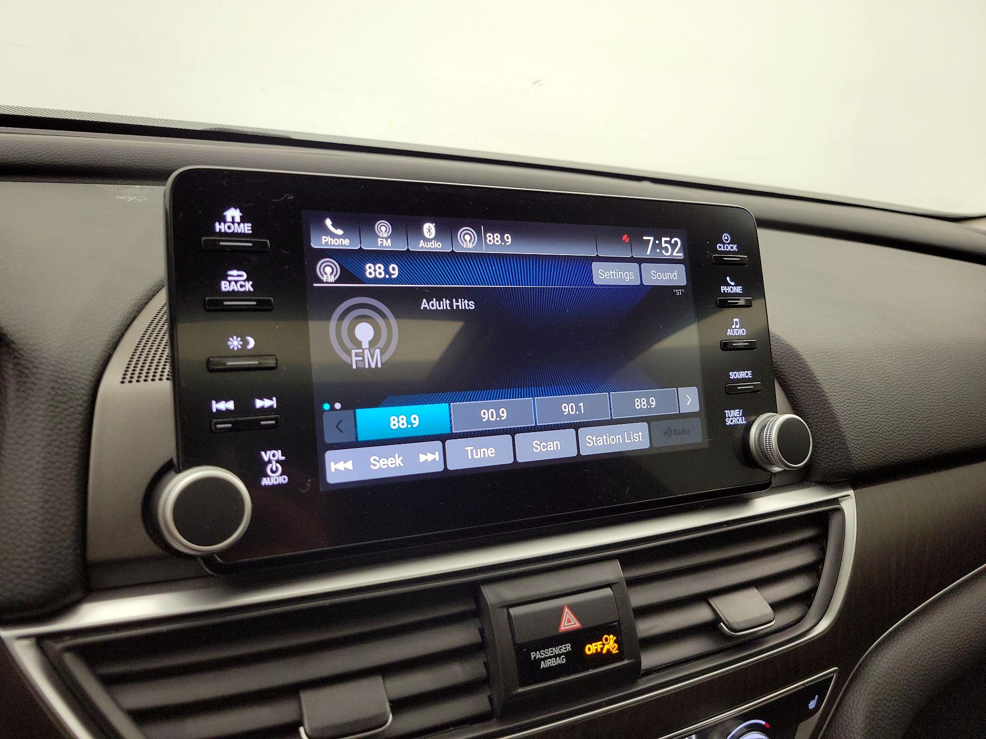 Thumbnail: 2019 Honda Accord - 15