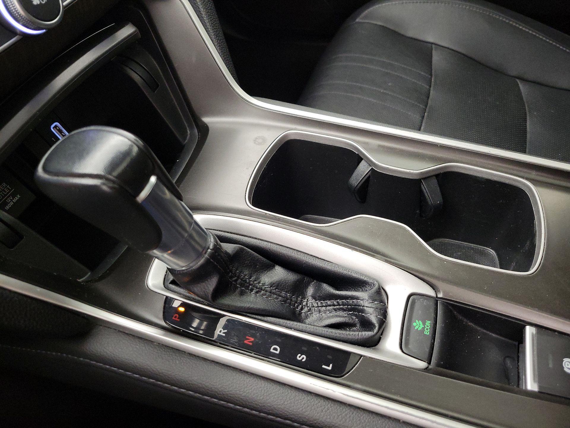 Thumbnail: 2019 Honda Accord - 17