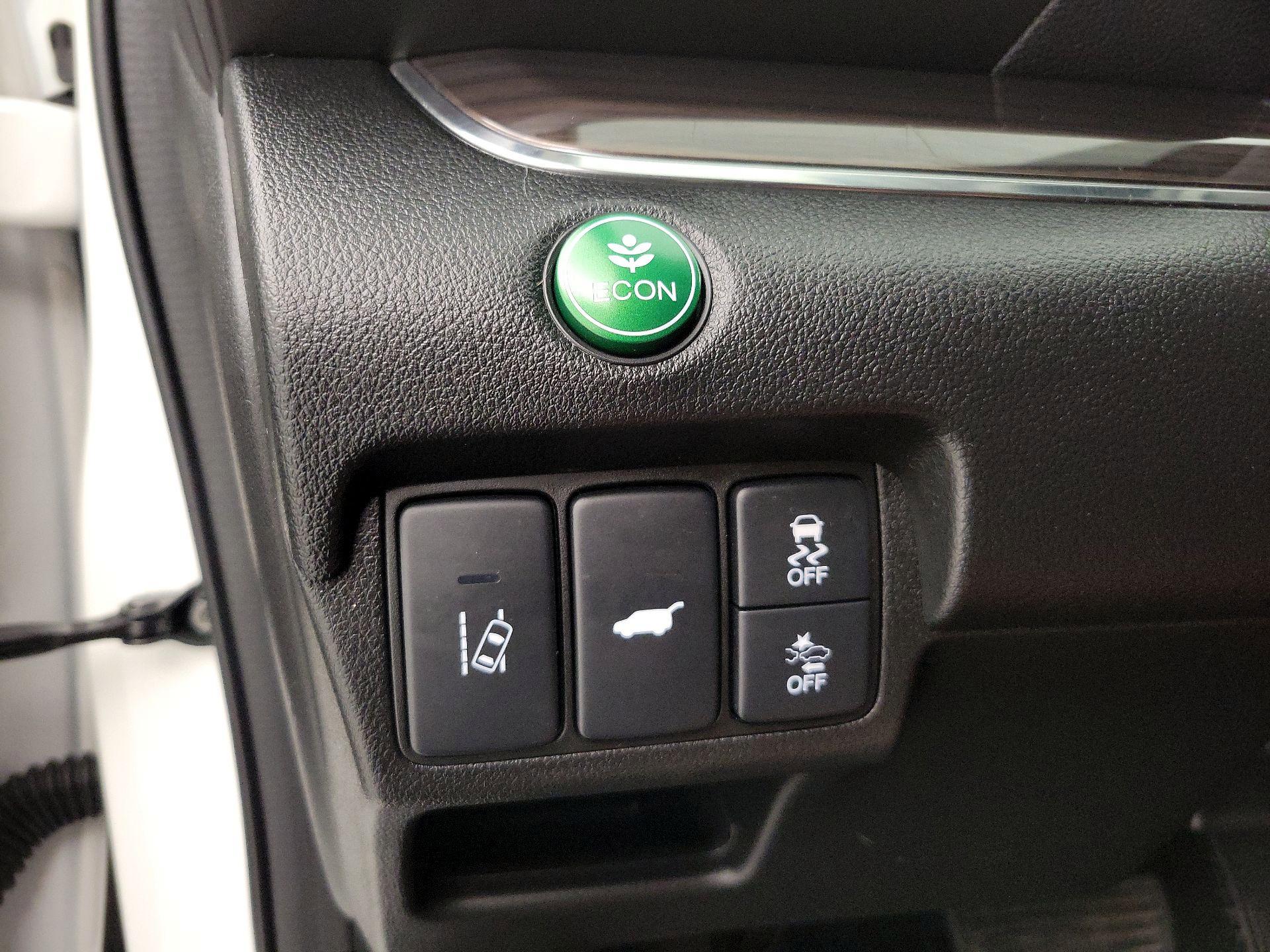 Thumbnail: 2015 Honda CR-V - 13