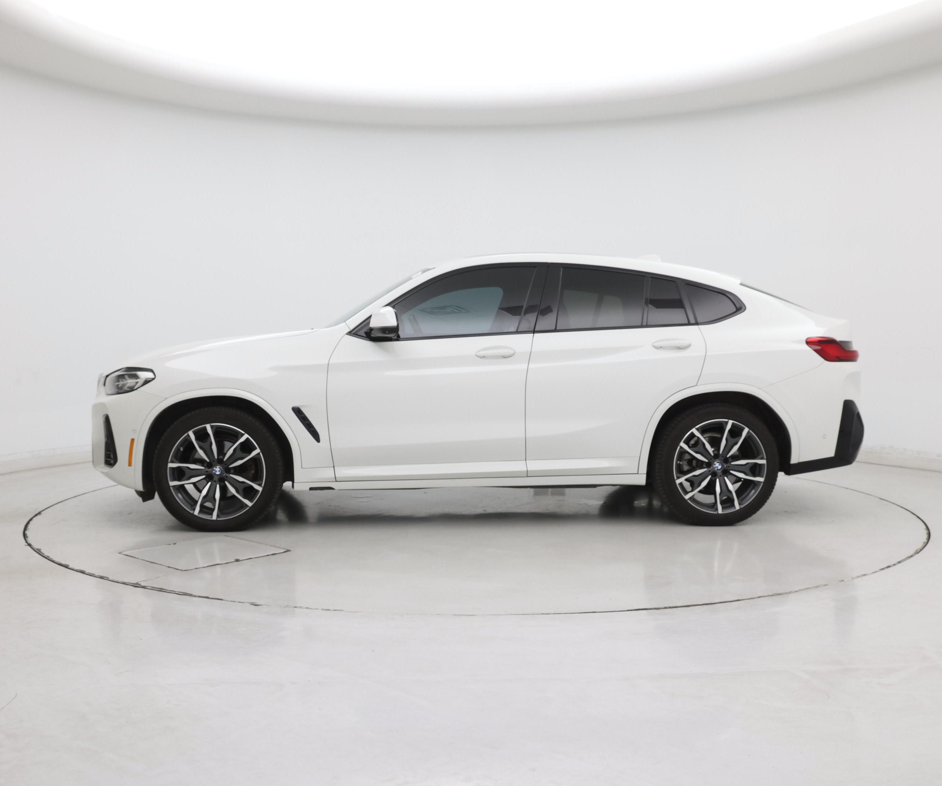 Thumbnail: 2022 BMW X4 - 3
