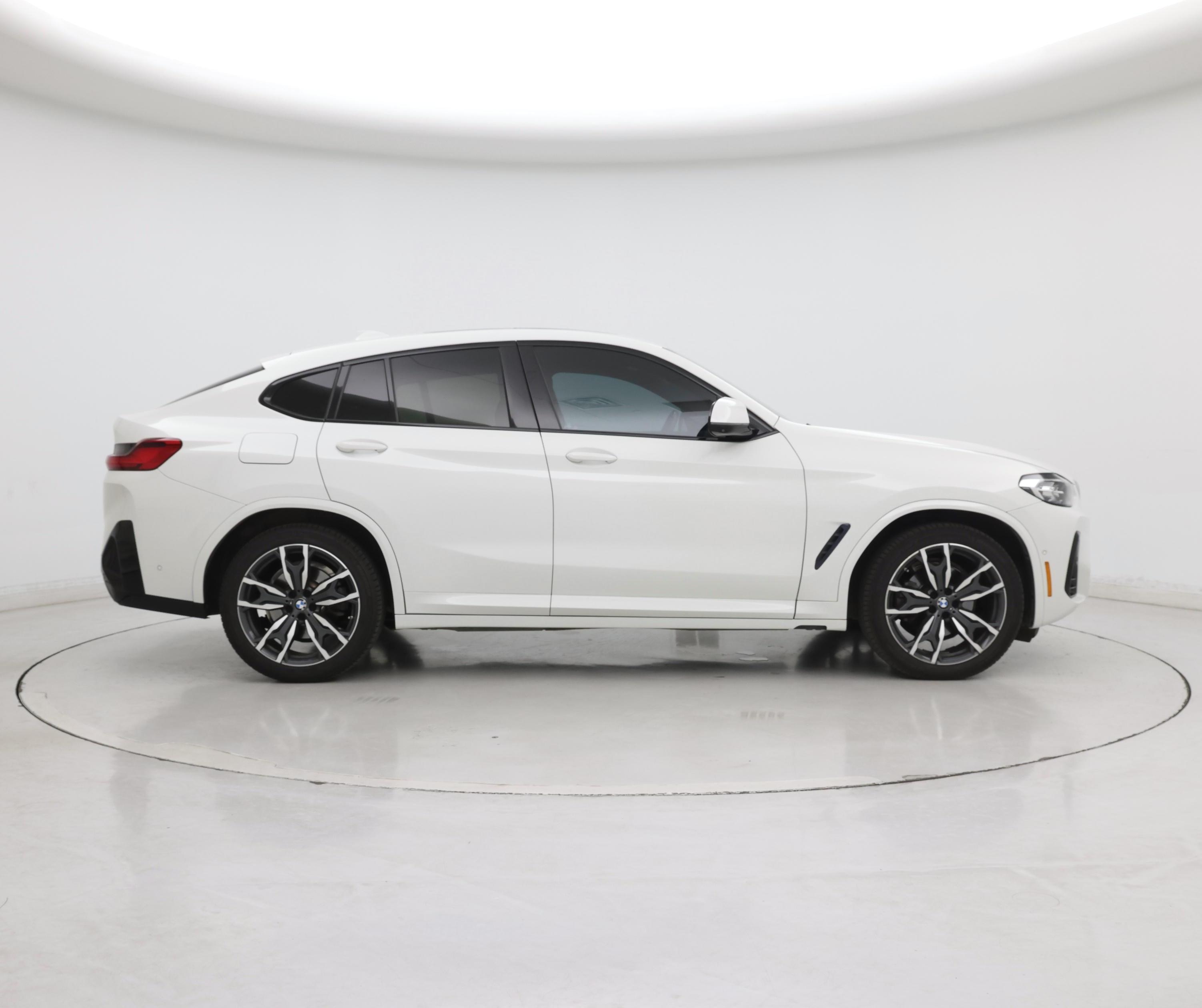 Thumbnail: 2022 BMW X4 - 7