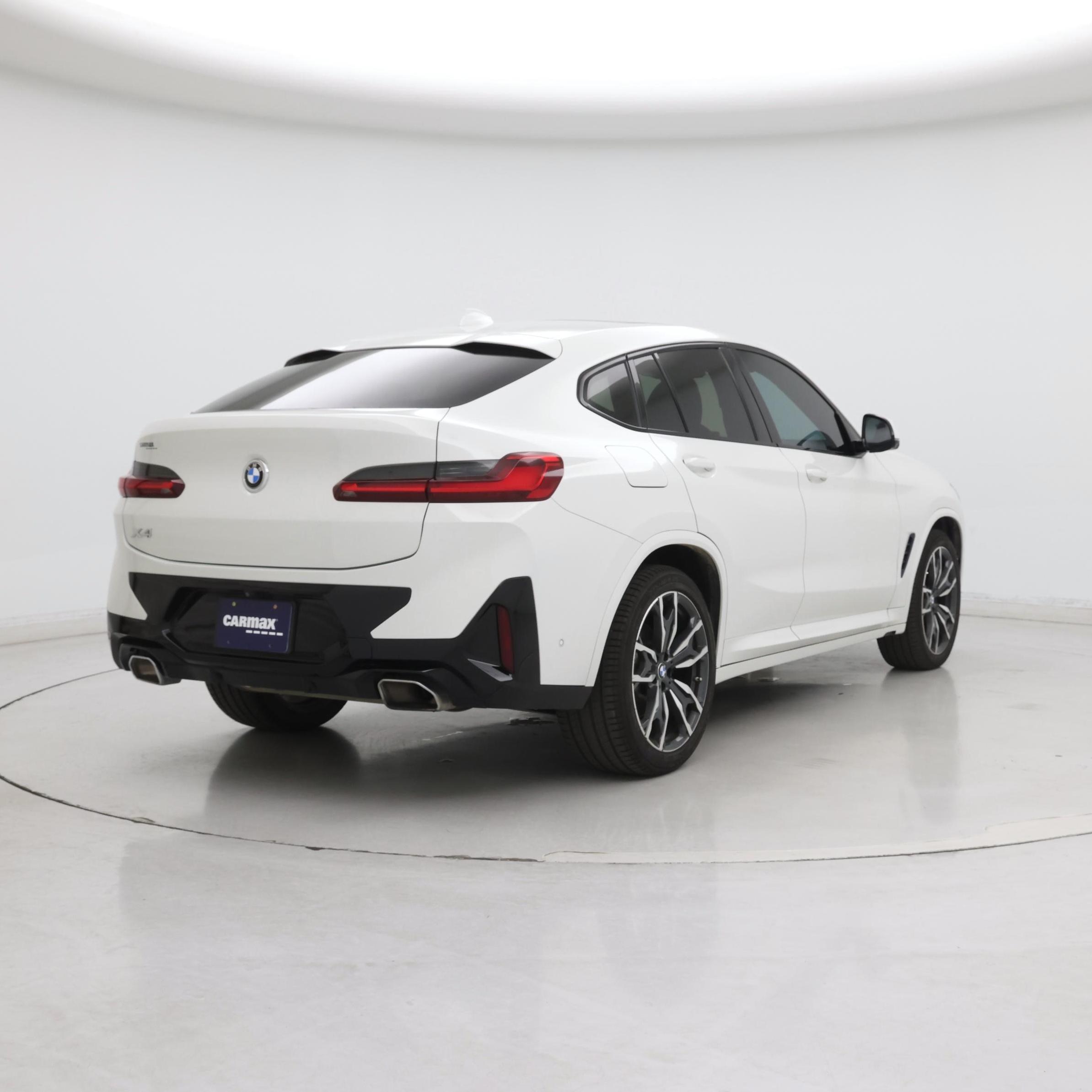 Thumbnail: 2022 BMW X4 - 8