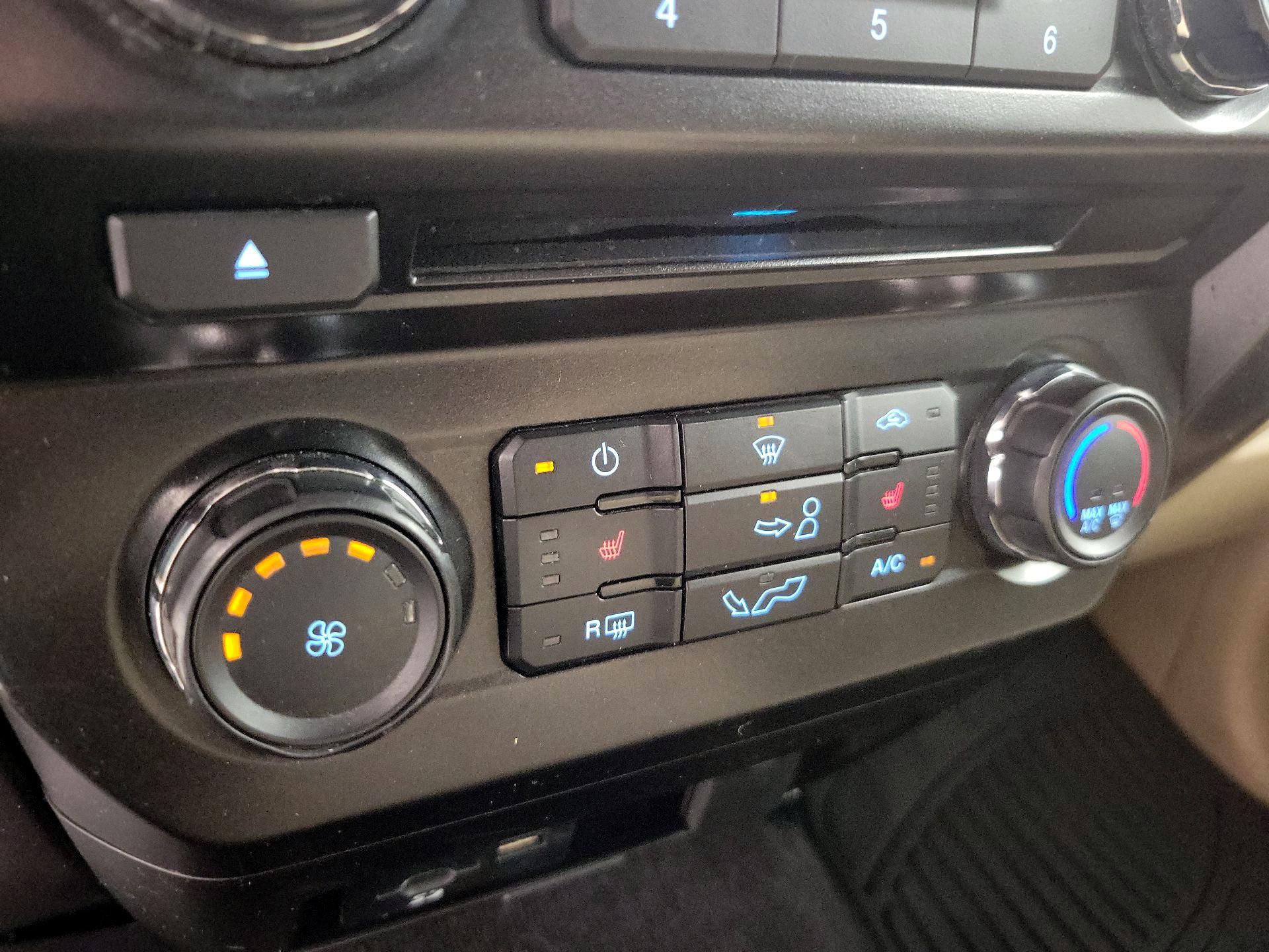 Thumbnail: 2015 Ford F-150 - 16