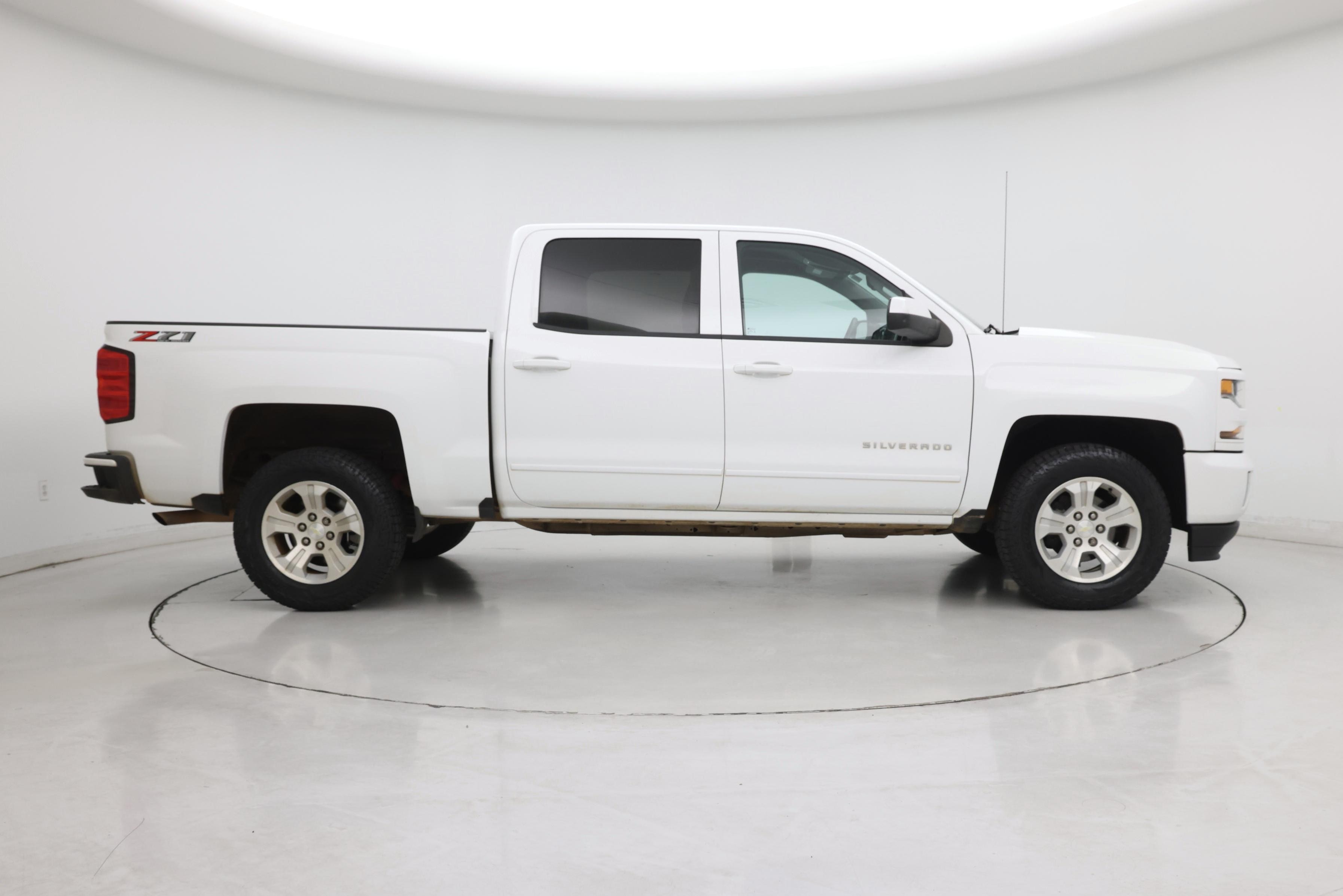 Thumbnail: 2018 Chevrolet Silverado 1500 - 7