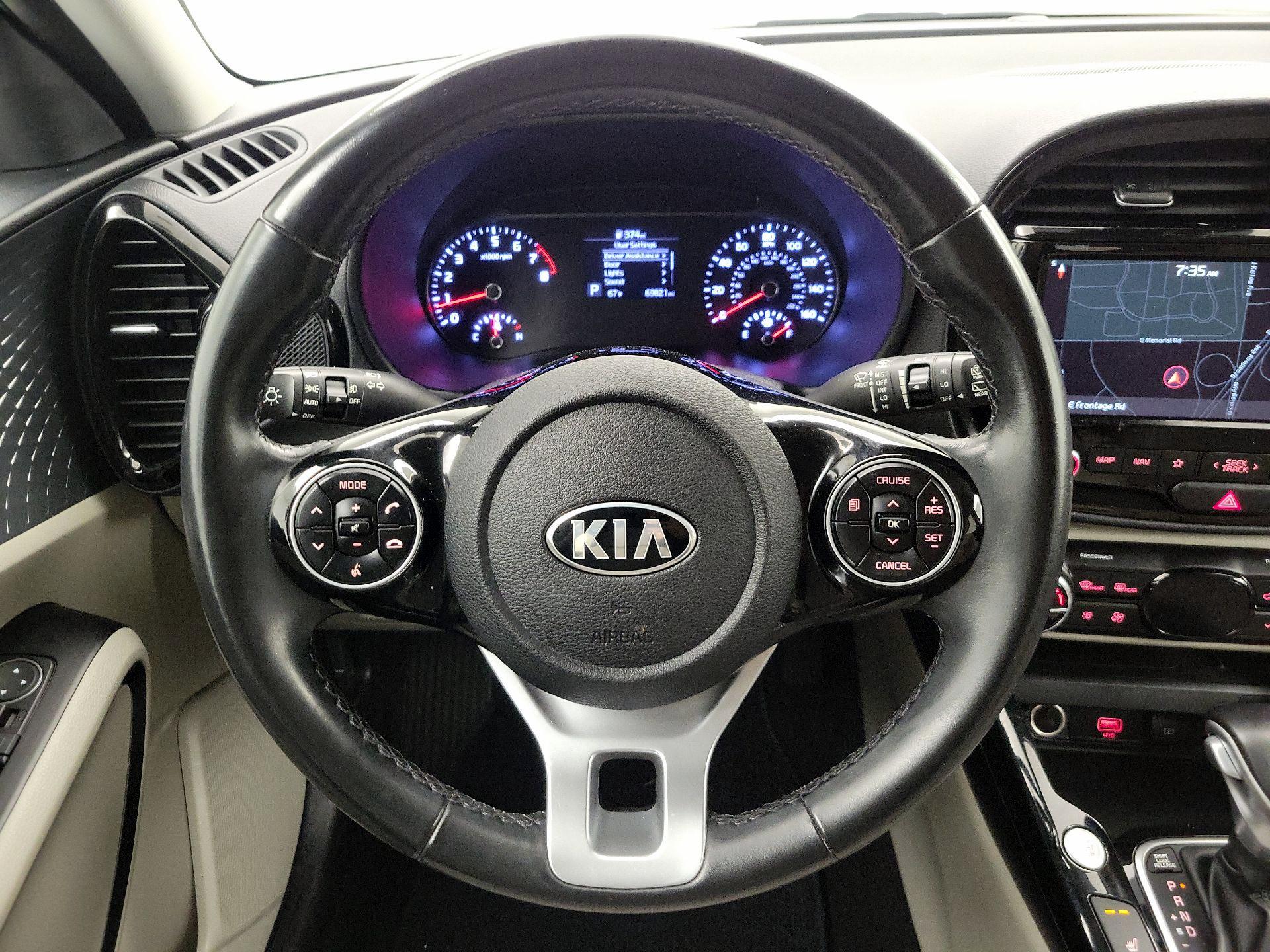 Thumbnail: 2021 Kia Soul - 10