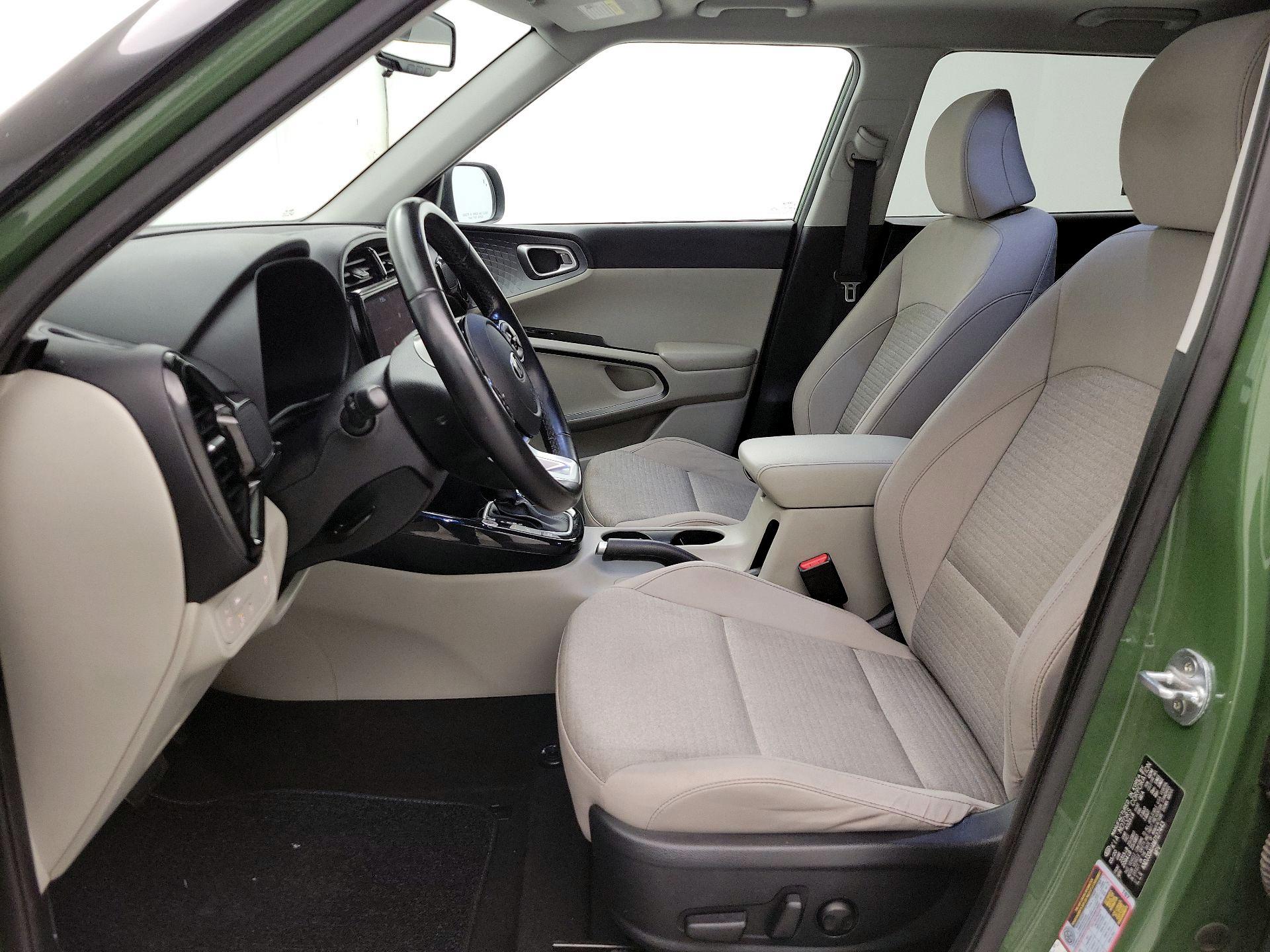 Thumbnail: 2021 Kia Soul - 11