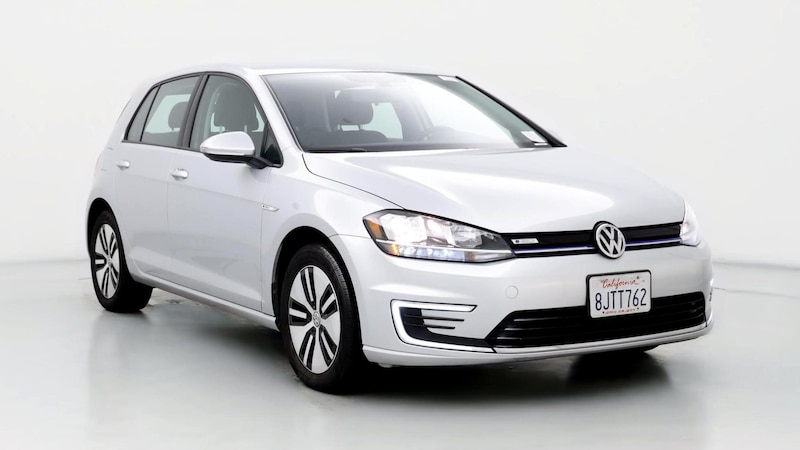 2019 Volkswagen e-Golf SE Hero Image