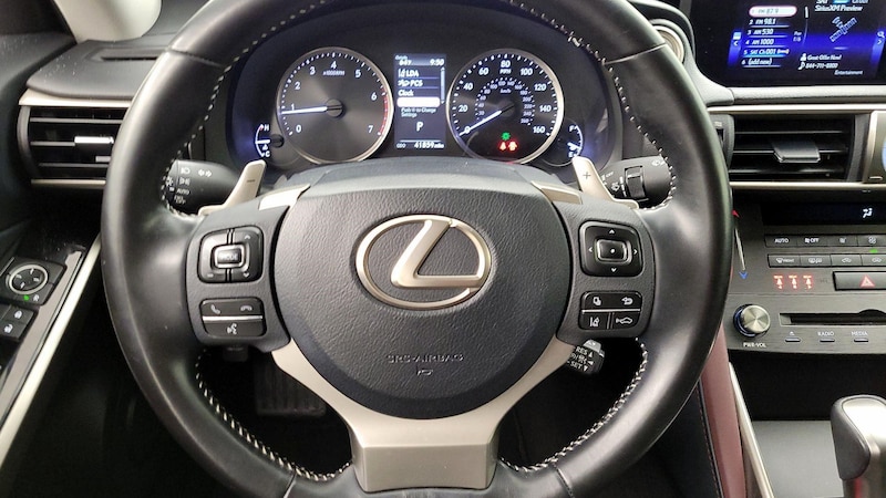 2020 Lexus IS 300 10