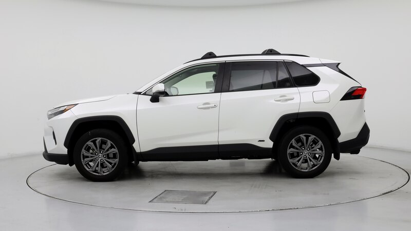 2022 Toyota RAV4 XLE Premium 3