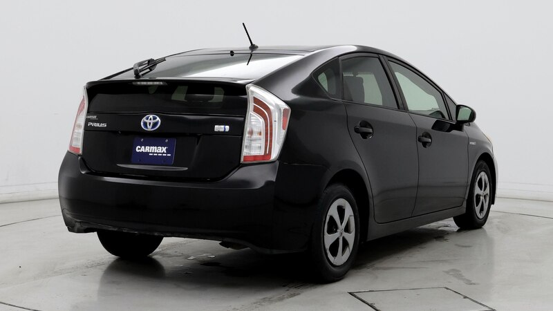 2015 Toyota Prius Two 8