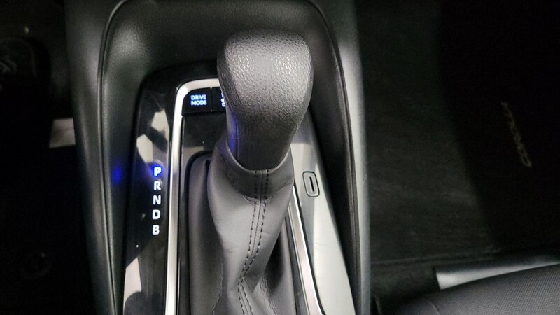 2022 Toyota Corolla LE 17