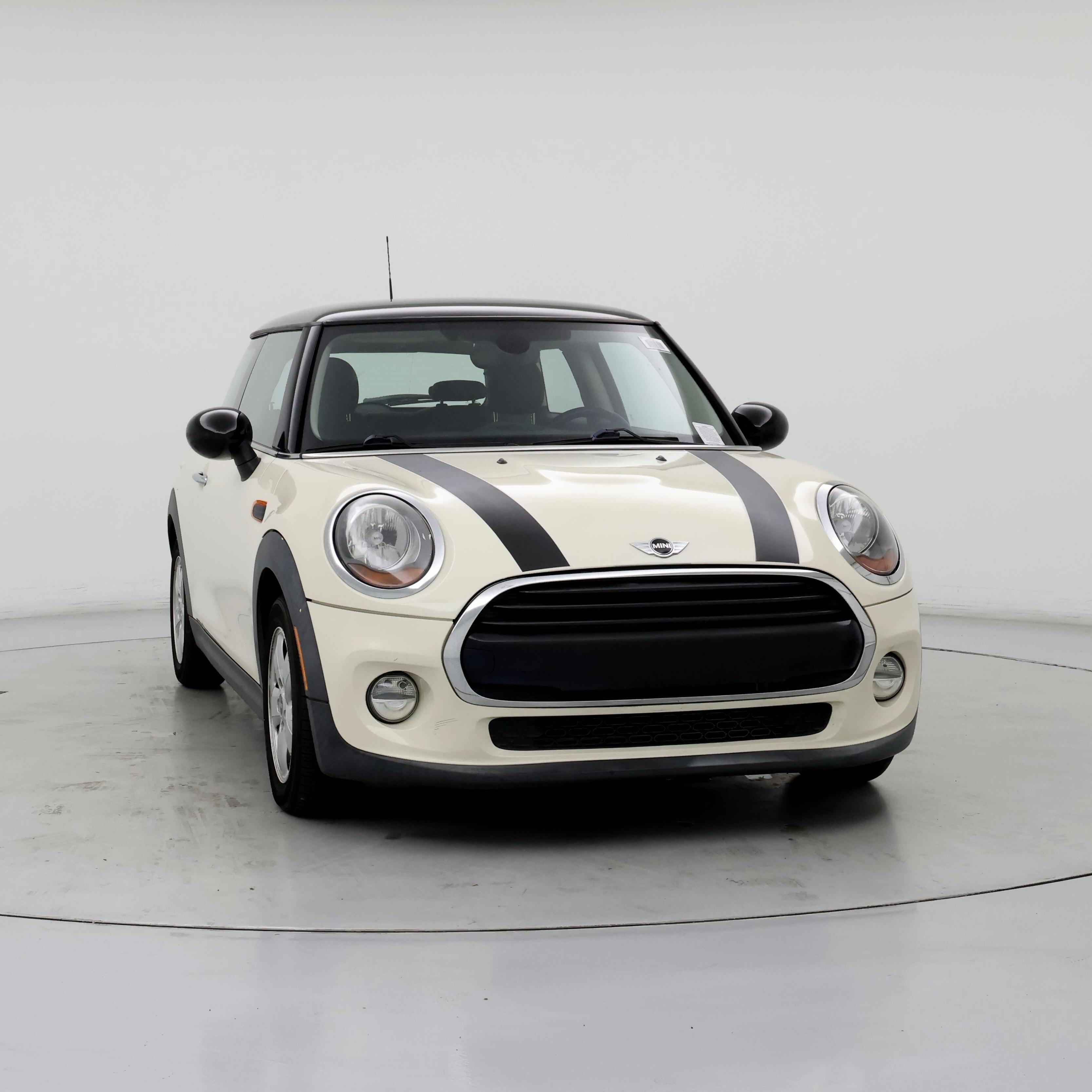 Thumbnail: 2016 MINI Cooper Hardtop - 5